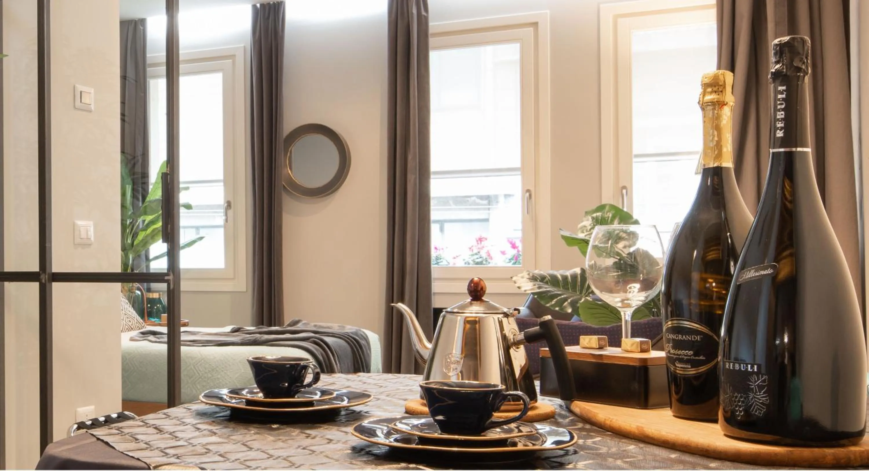 OFFICINE CAVOUR Piazza Cavour