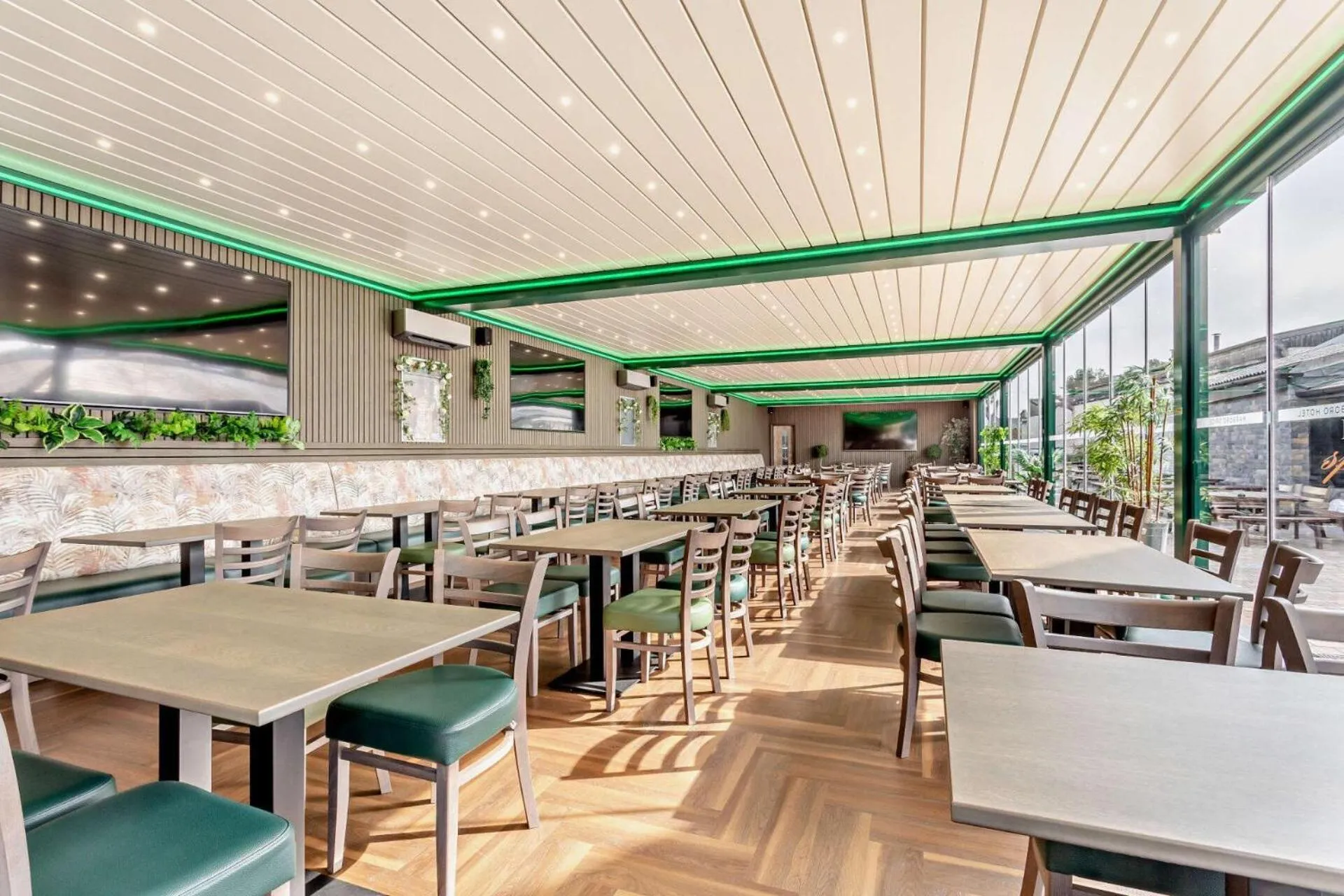 Dining area in The Harboro Hotel