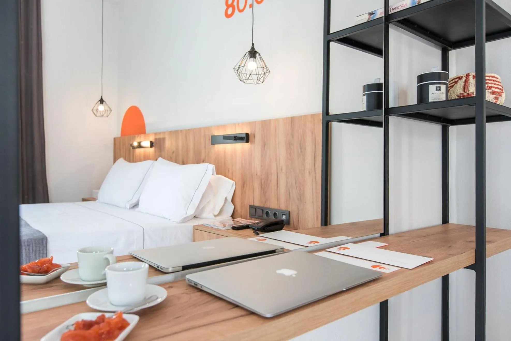 Bedroom, Bed in Sandom