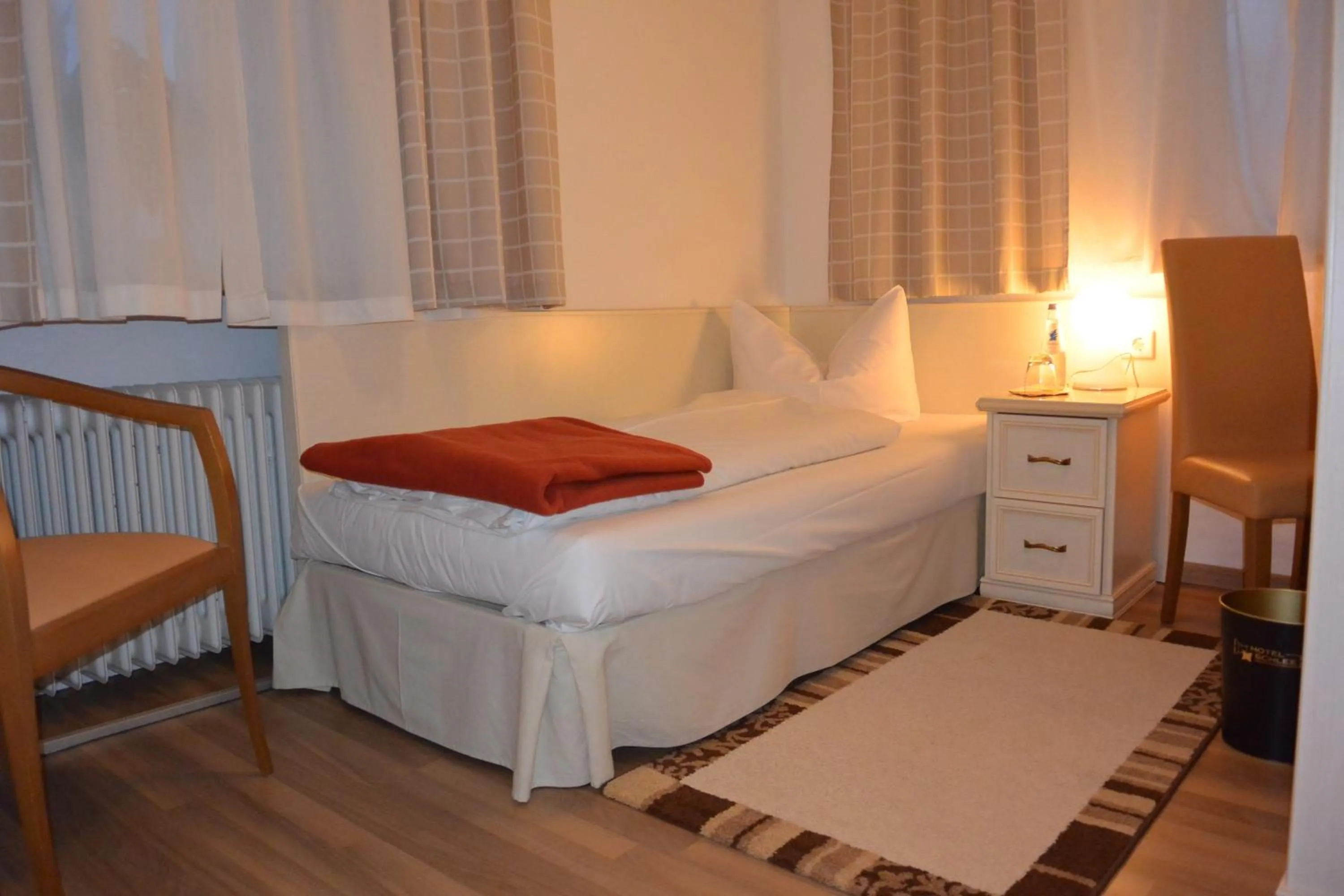 Photo of the whole room, Bed in Hotel Schlee