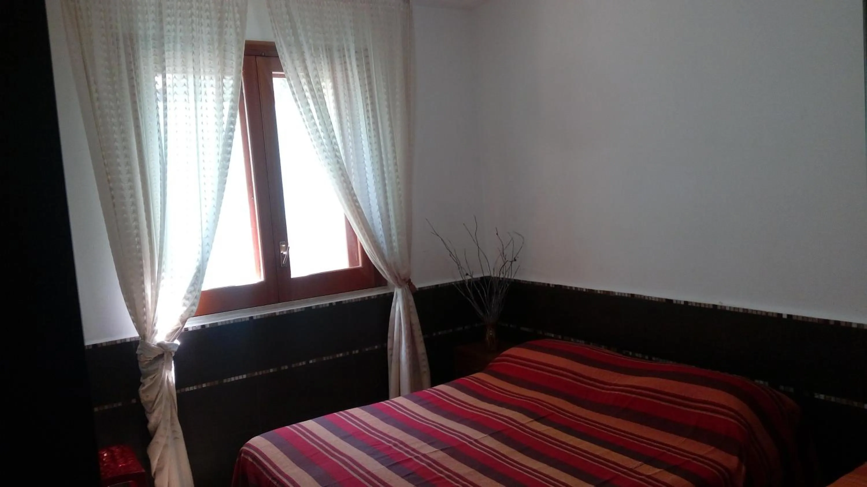 Bedroom, Bed in Stanza in Villa con giardino vista mare