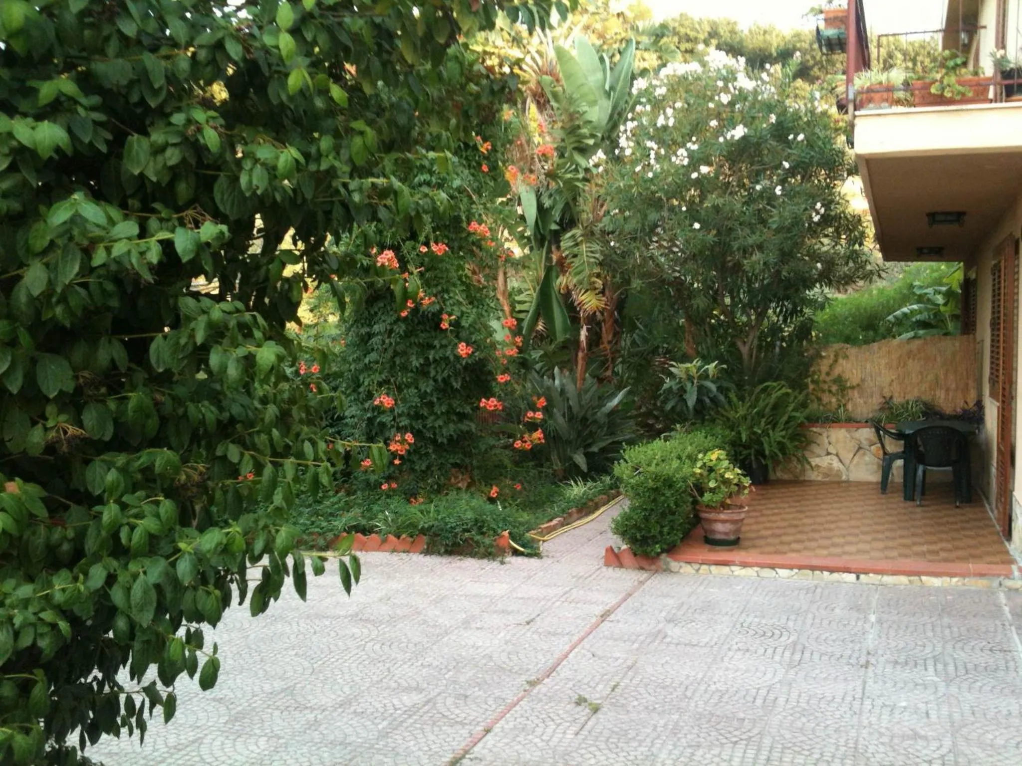 Stanza in Villa con giardino vista mare