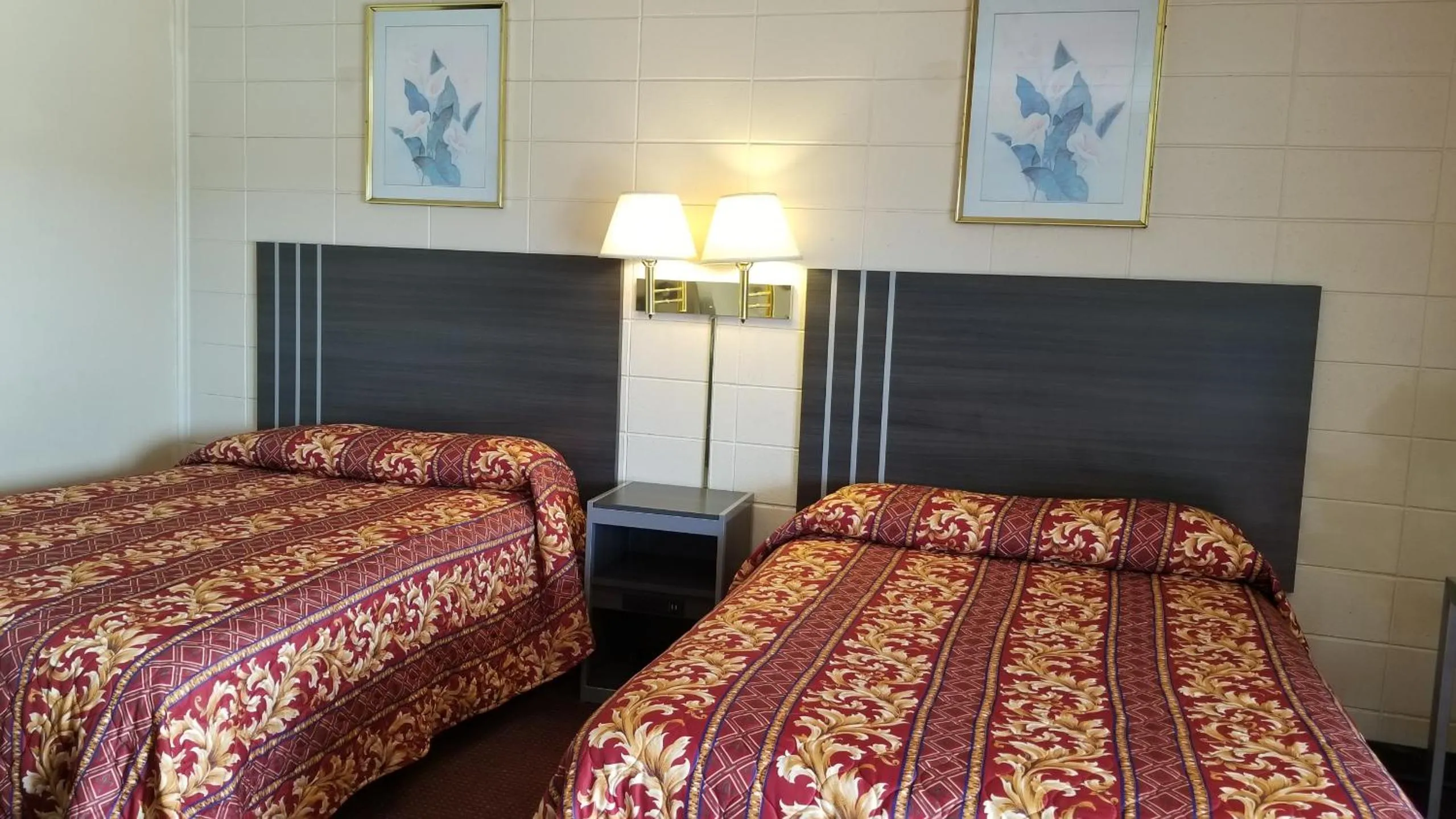 Scottish Inns McMinnville