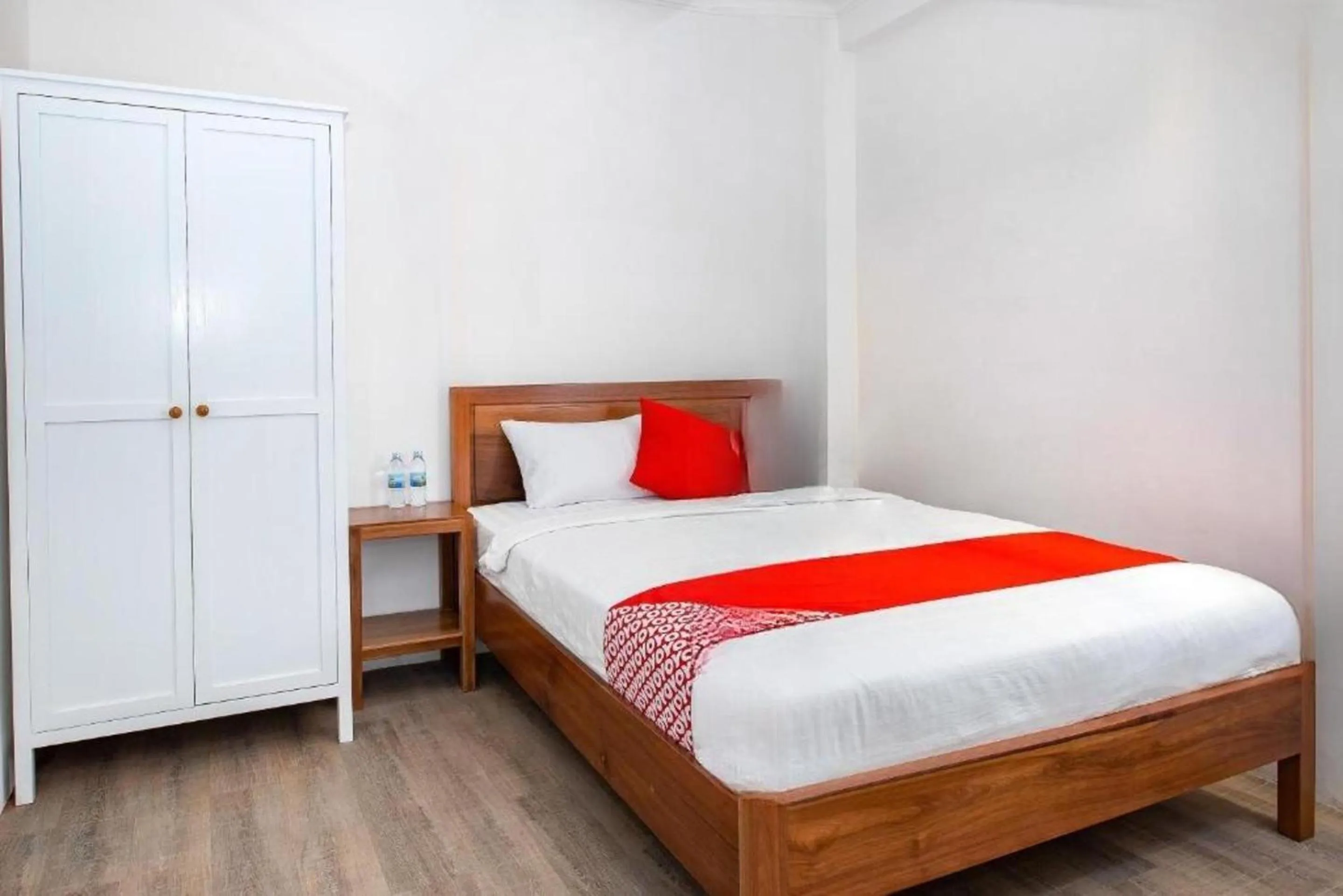 Bedroom, Bed in GIS Hotel Nha Trang & Motorbike Rental