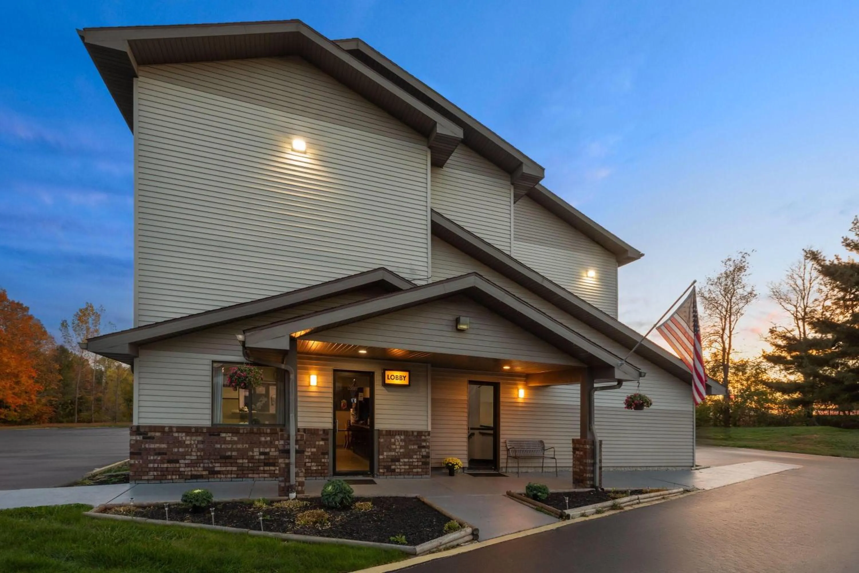 Property building in Super 8 by Wyndham Kent/Akron Area