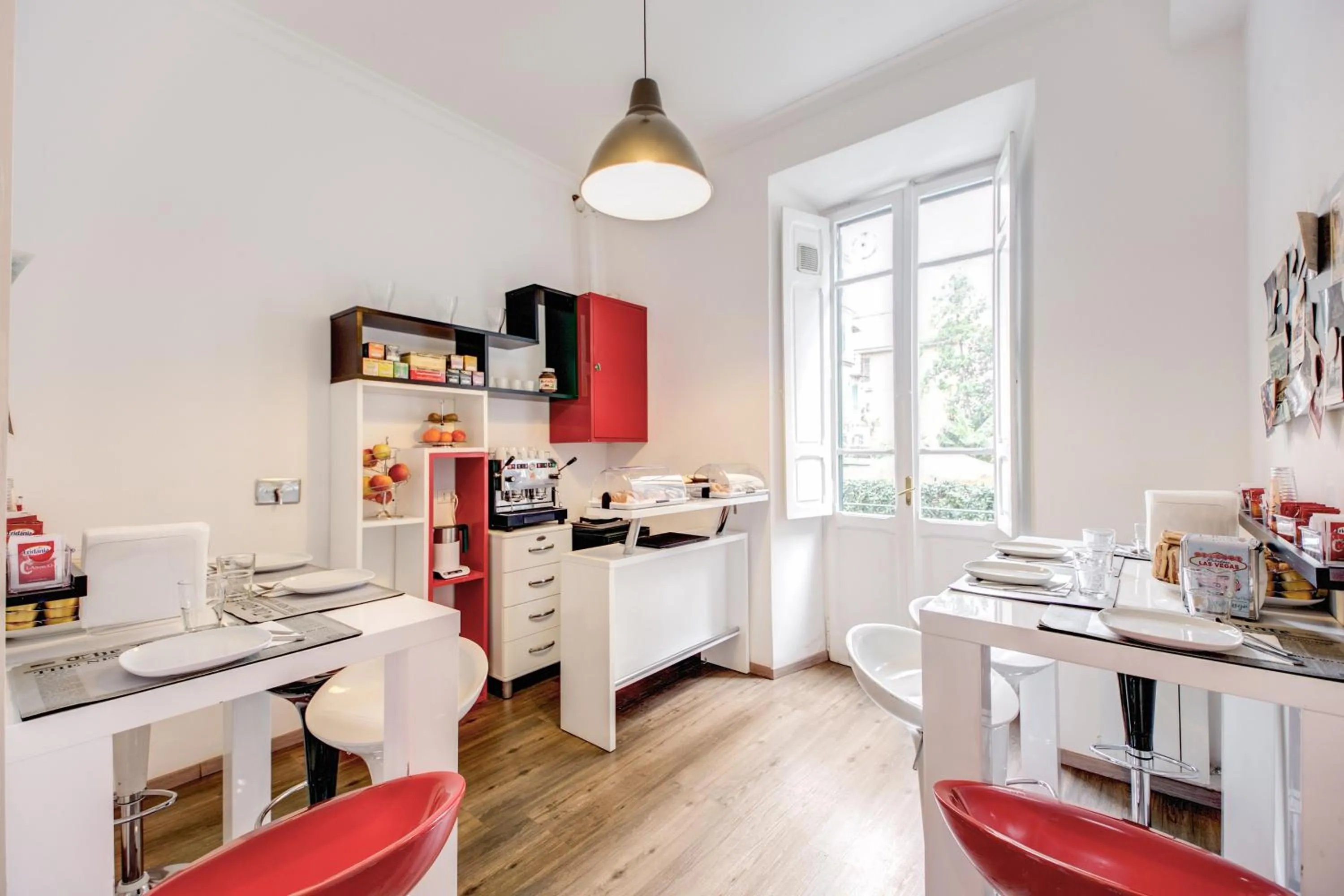 Food and drinks in Imperia Suite