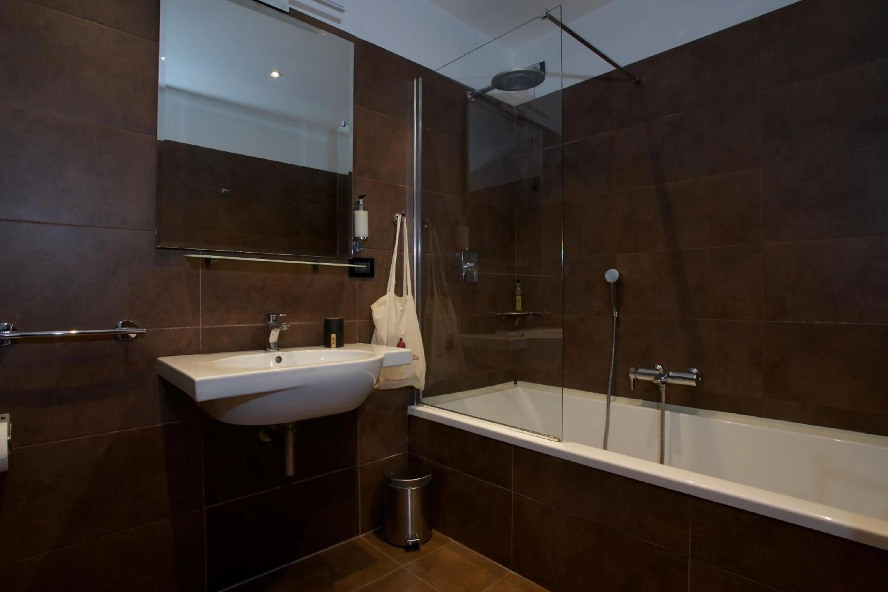 St. Peter' Six Rooms & Suites