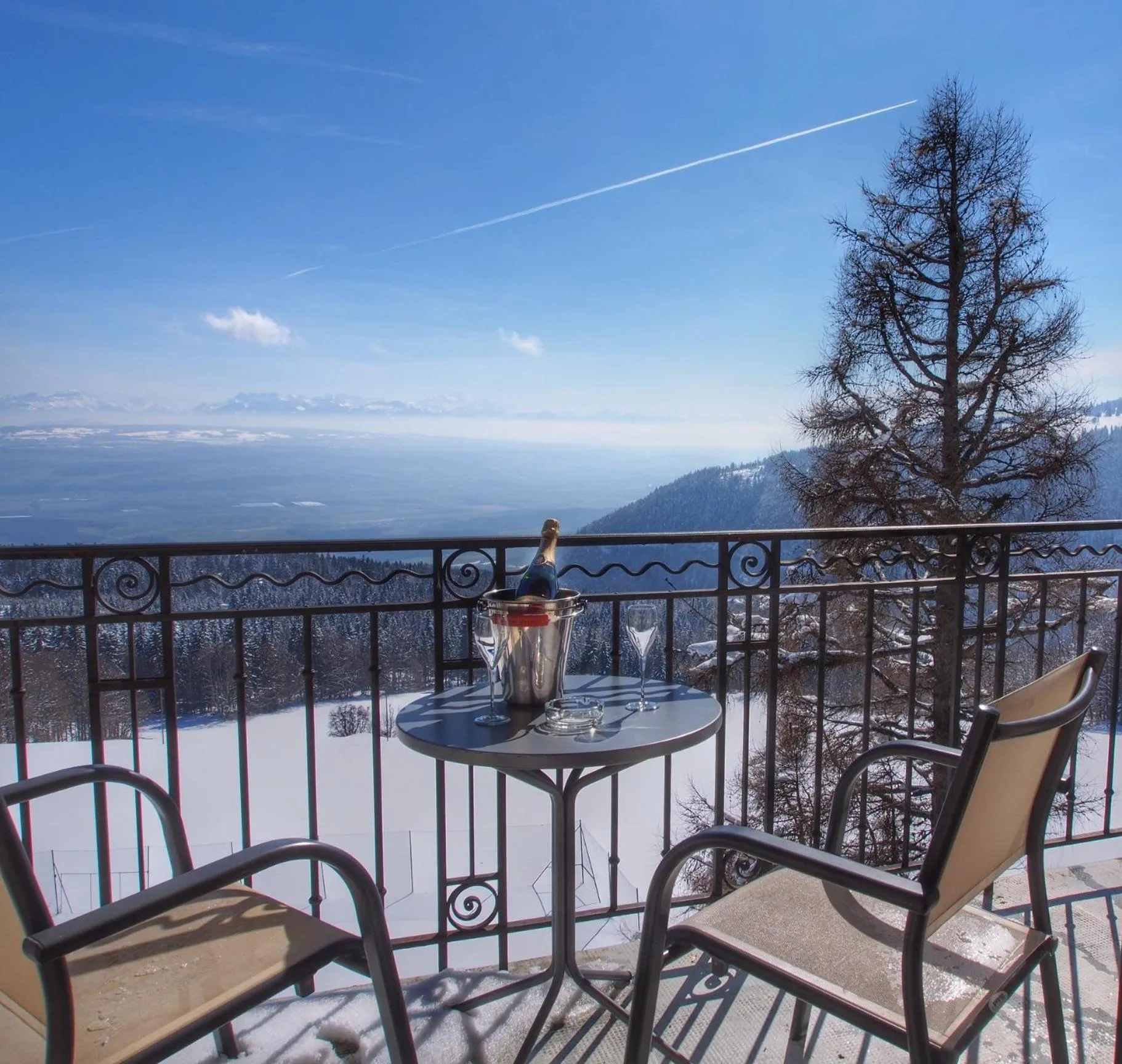 View (from property/room) in Grand Hôtel des Rasses & Wellness