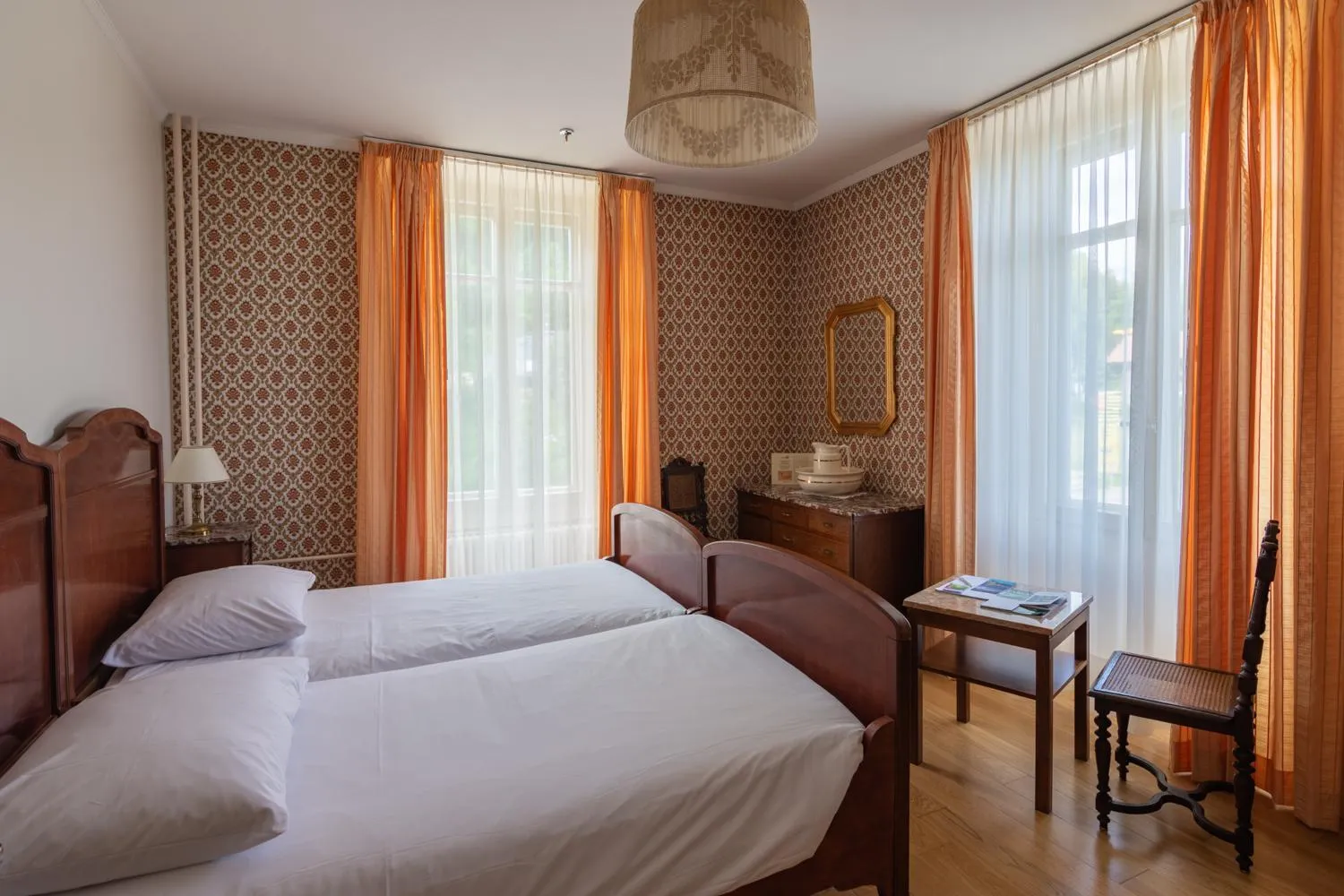 Bedroom, Bed in Grand Hôtel des Rasses & Wellness