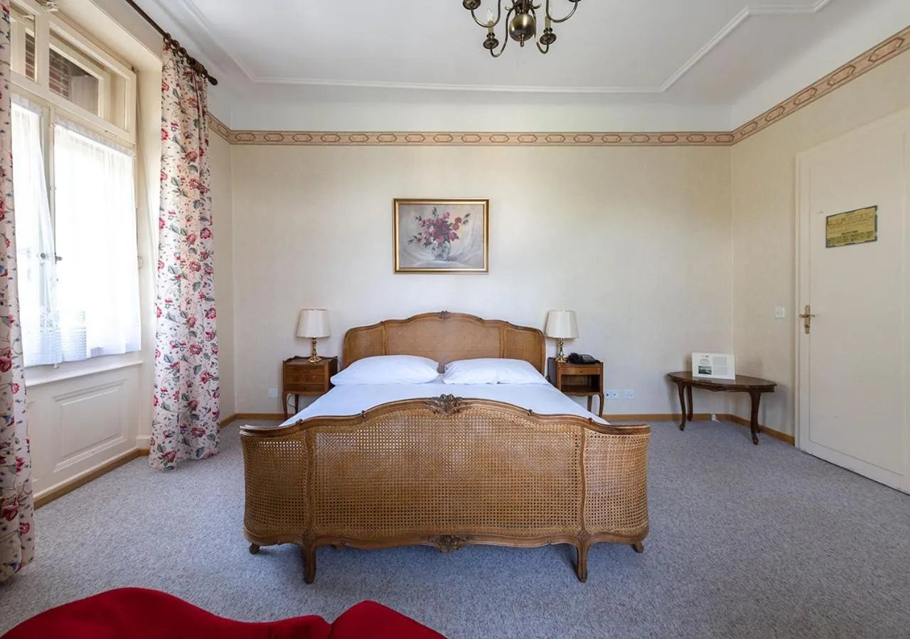 Bedroom, Bed in Grand Hôtel des Rasses & Wellness