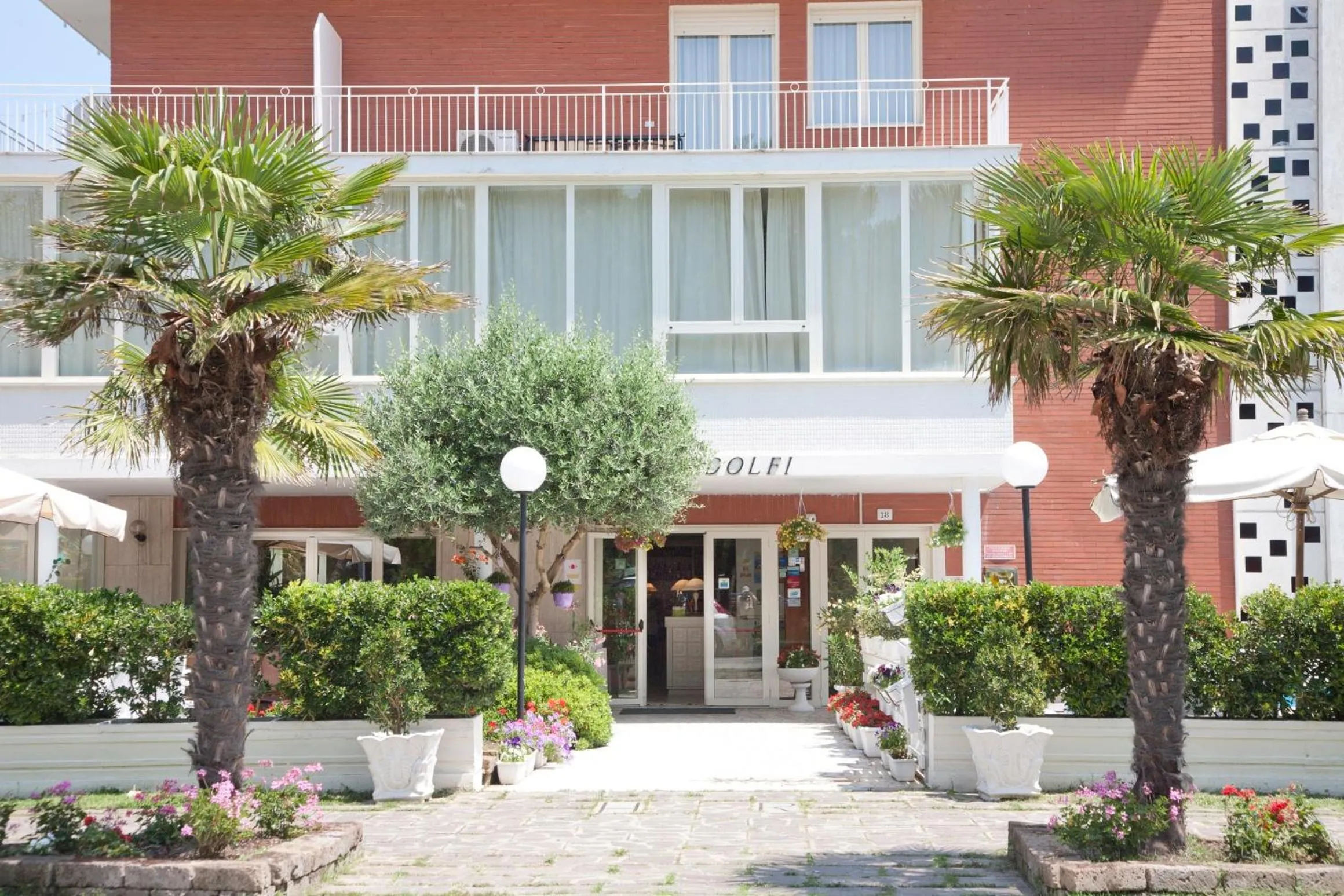 Facade/entrance in Hotel Ridolfi