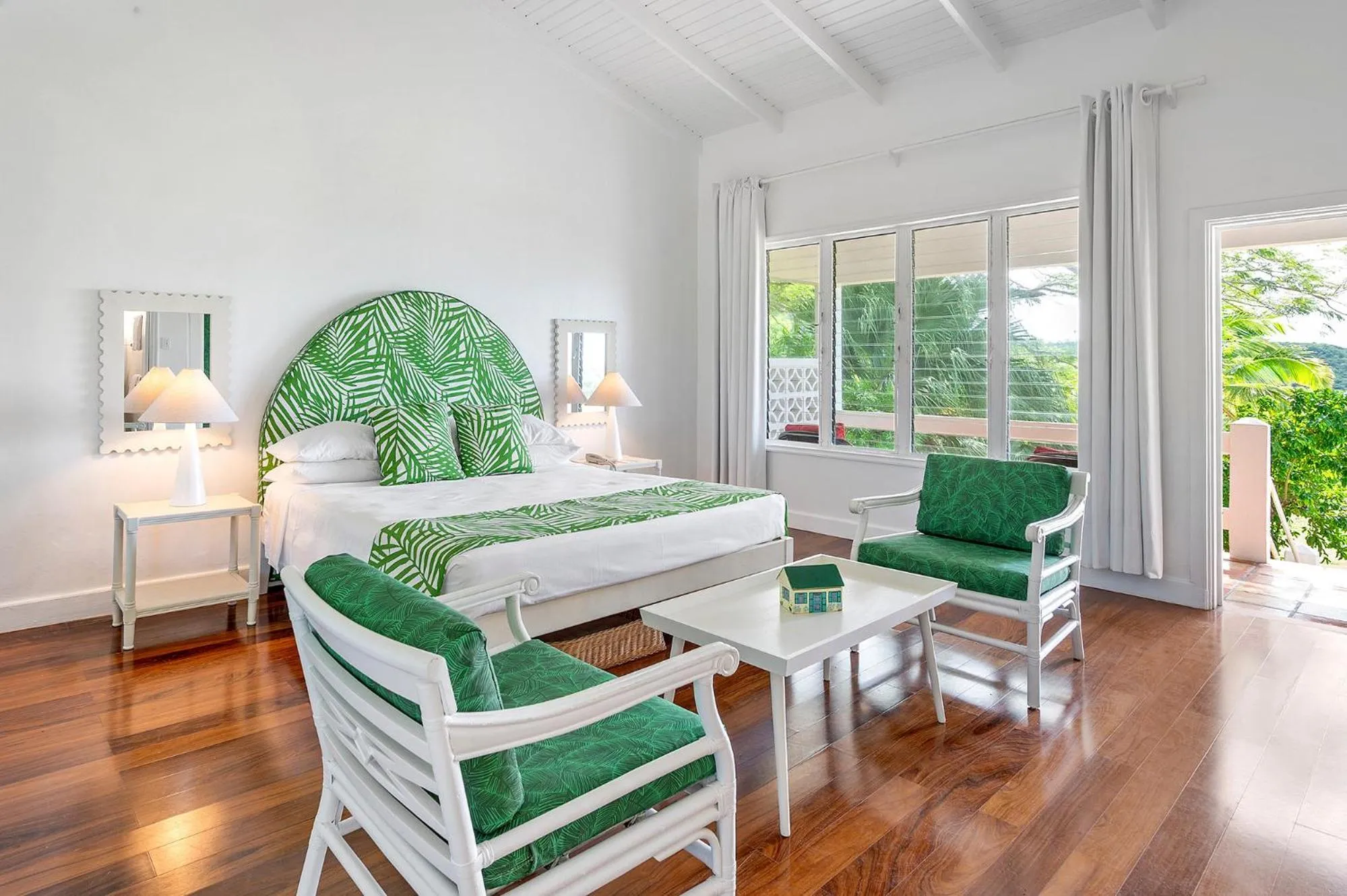 Bed in Montpelier Nevis