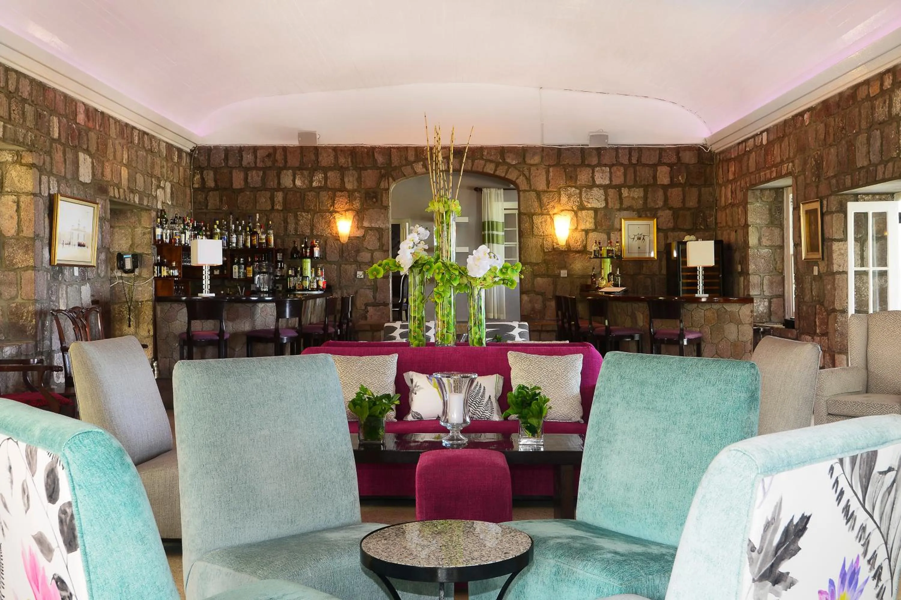 Restaurant/places to eat in Montpelier Nevis