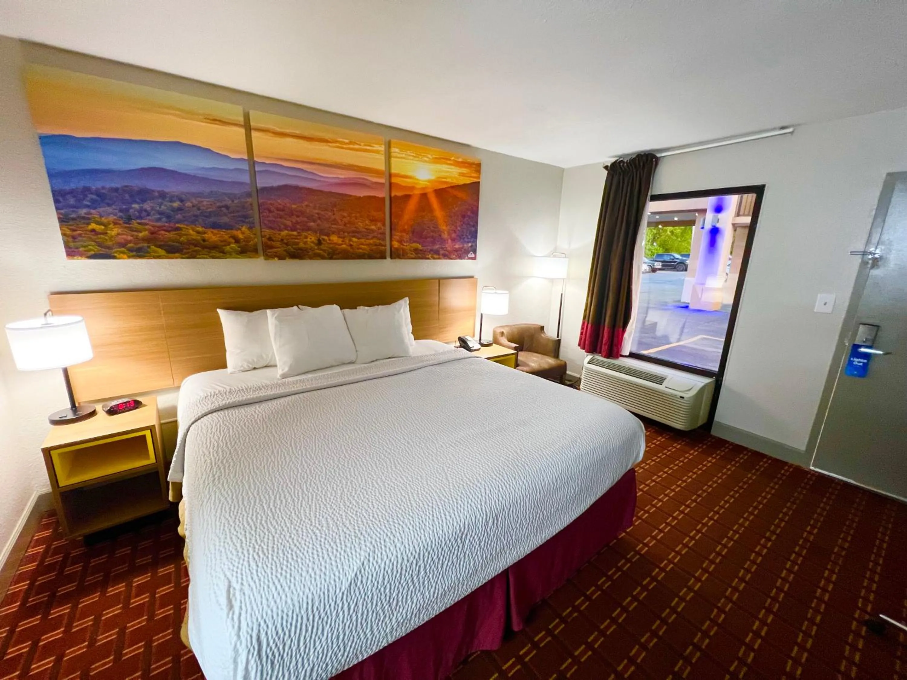 Bed in Days Inn by Wyndham Athens