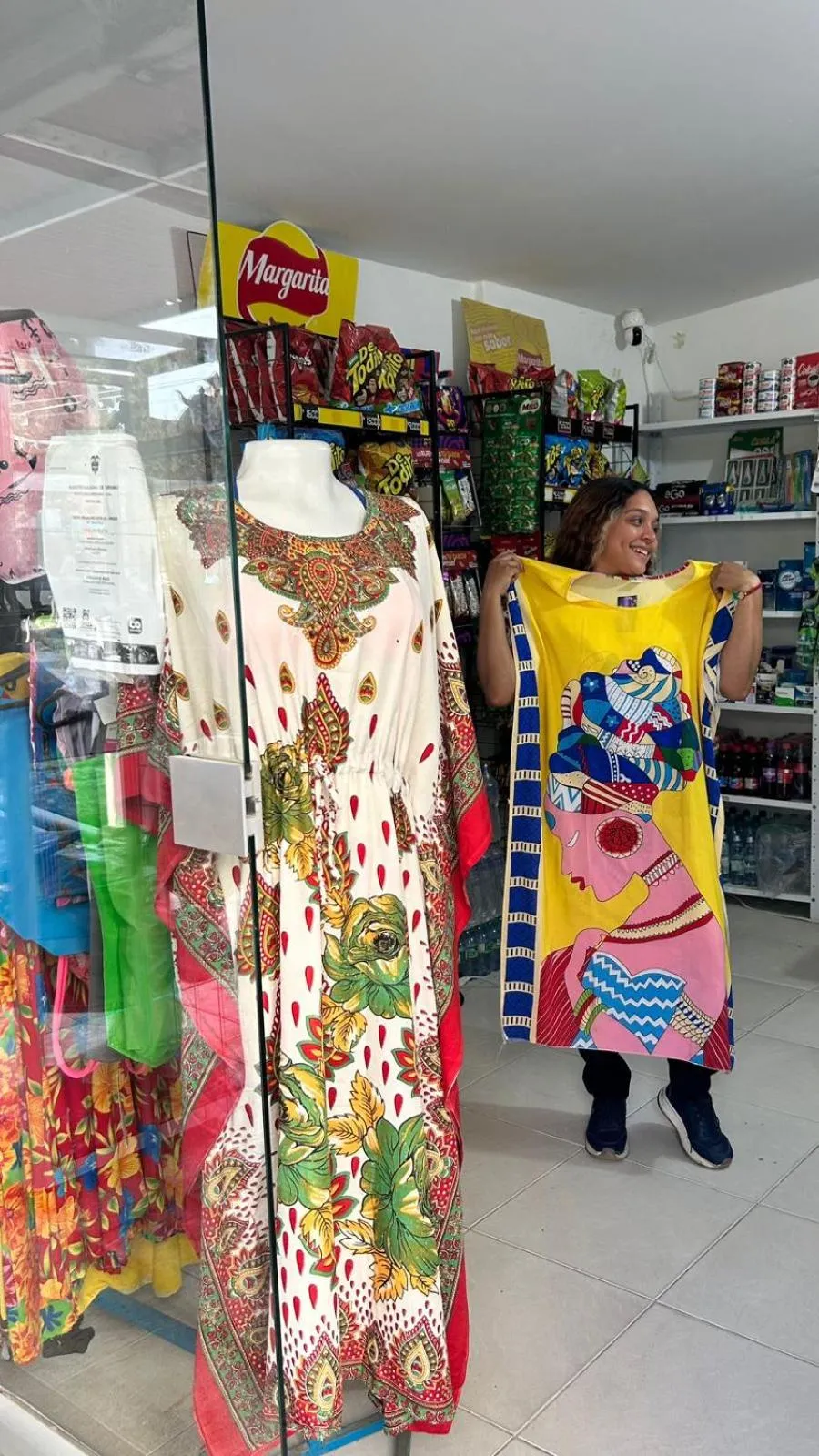 On-site shops in Hotel Los Veleros Santa Marta