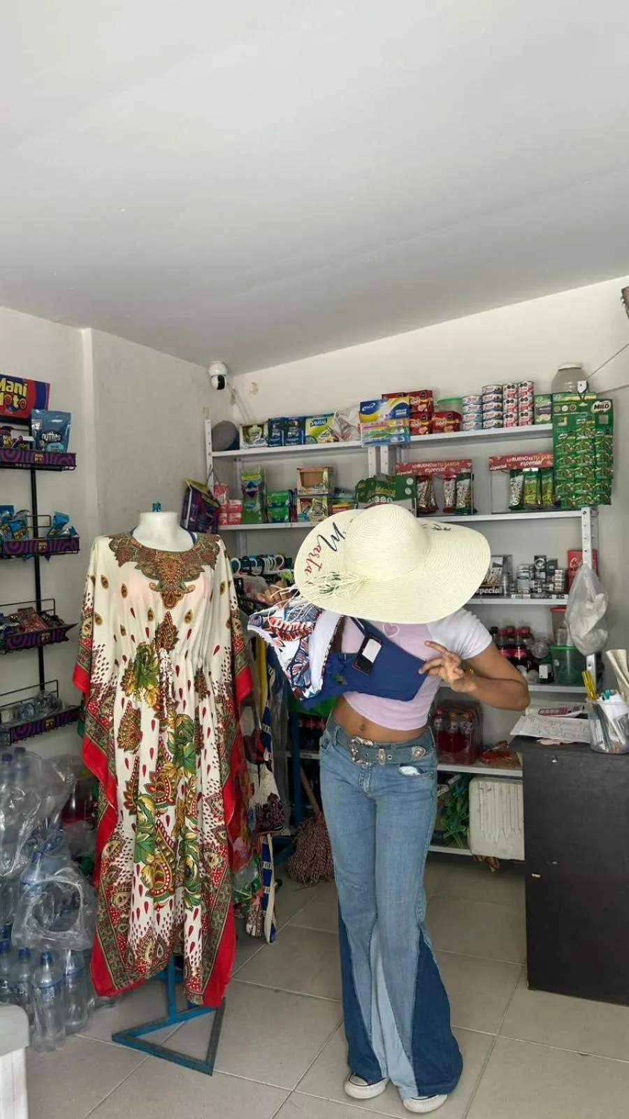 On-site shops in Hotel Los Veleros Santa Marta