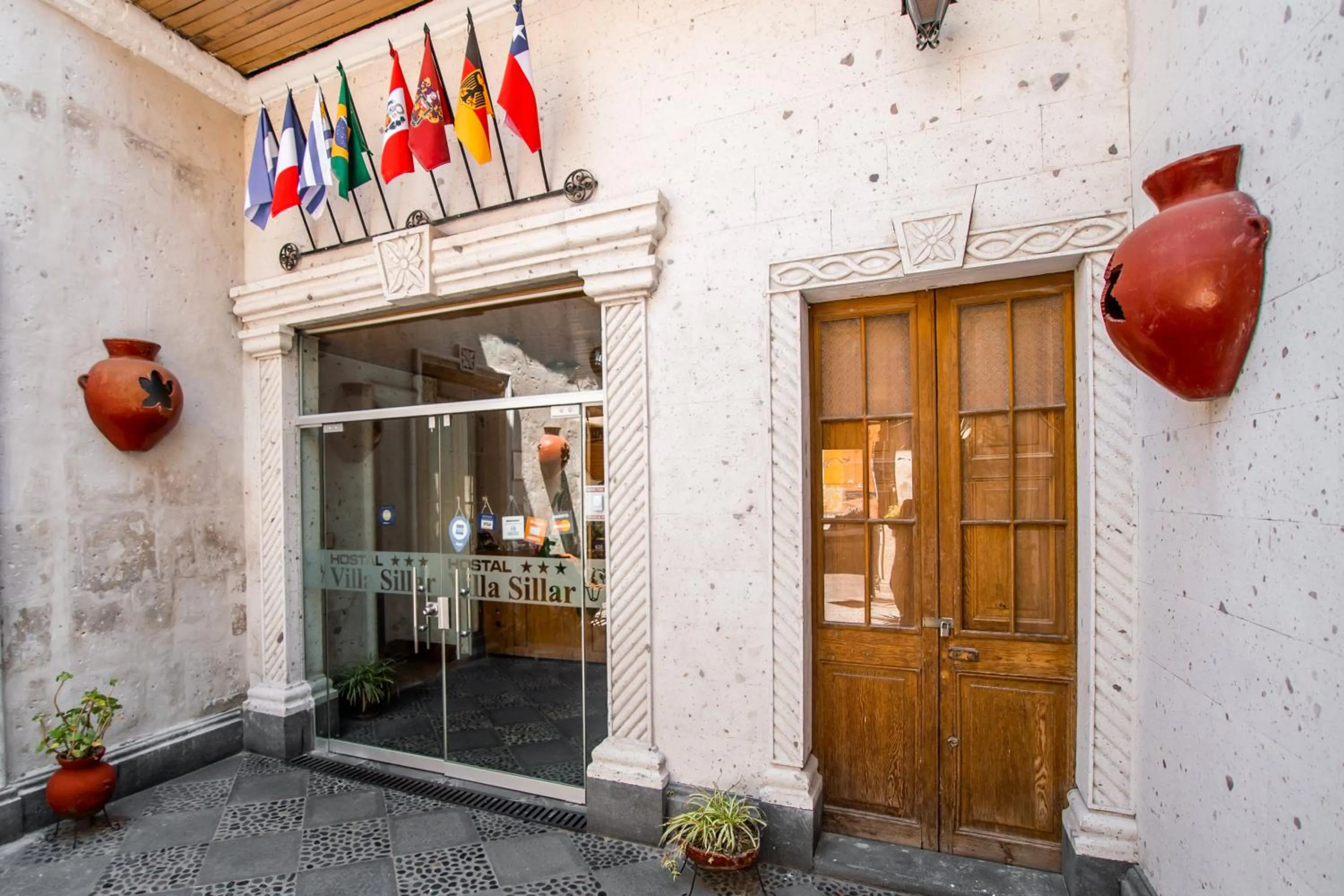 Facade/entrance in Villa Sillar