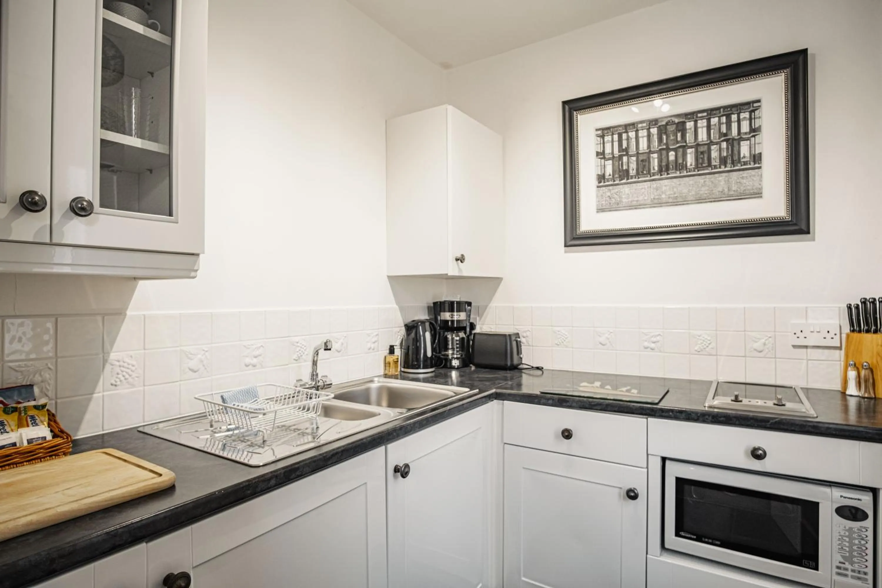 Kitchen or kitchenette in The Town House