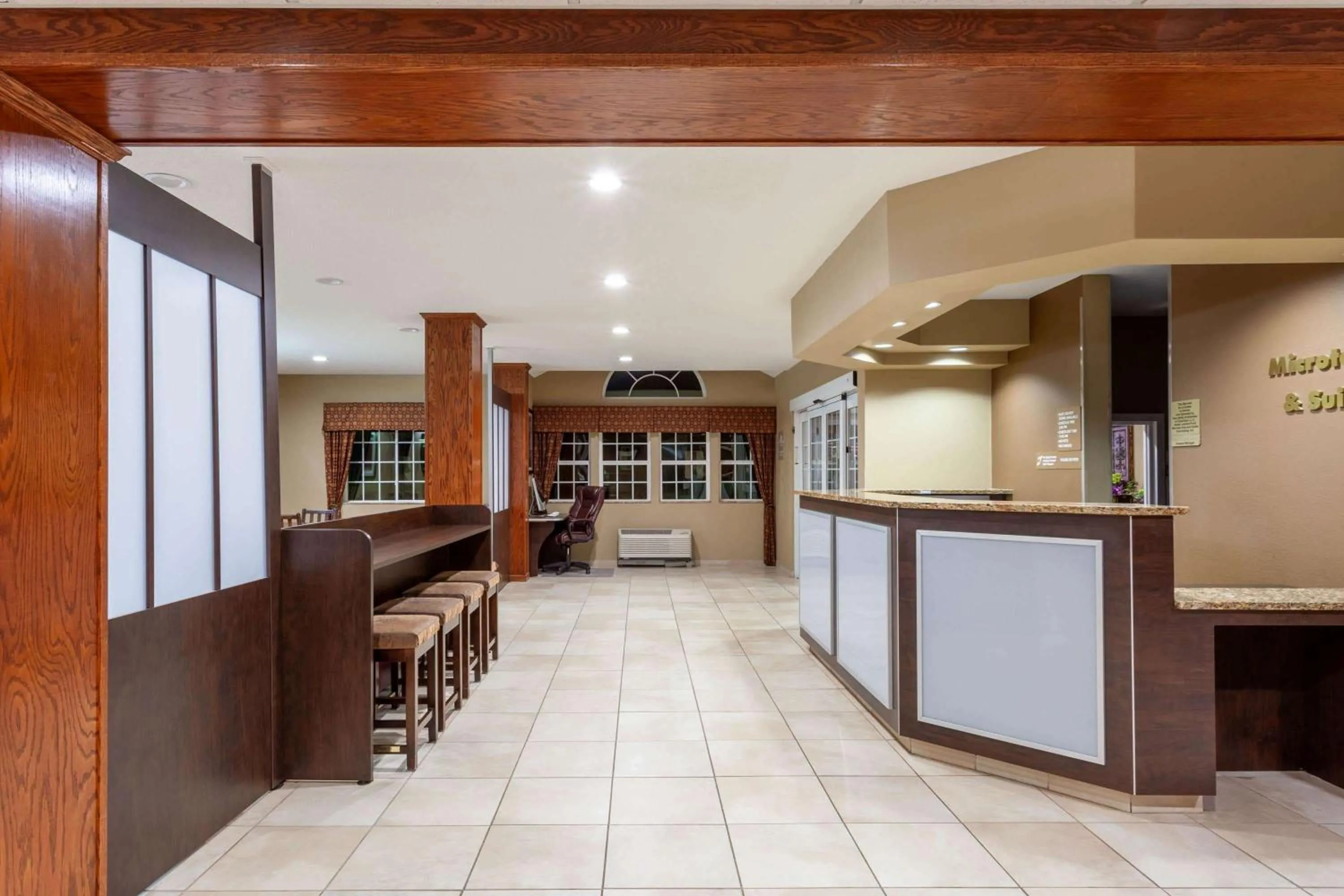 Lobby or reception in Microtel Inn & Suites by Wyndham Columbia