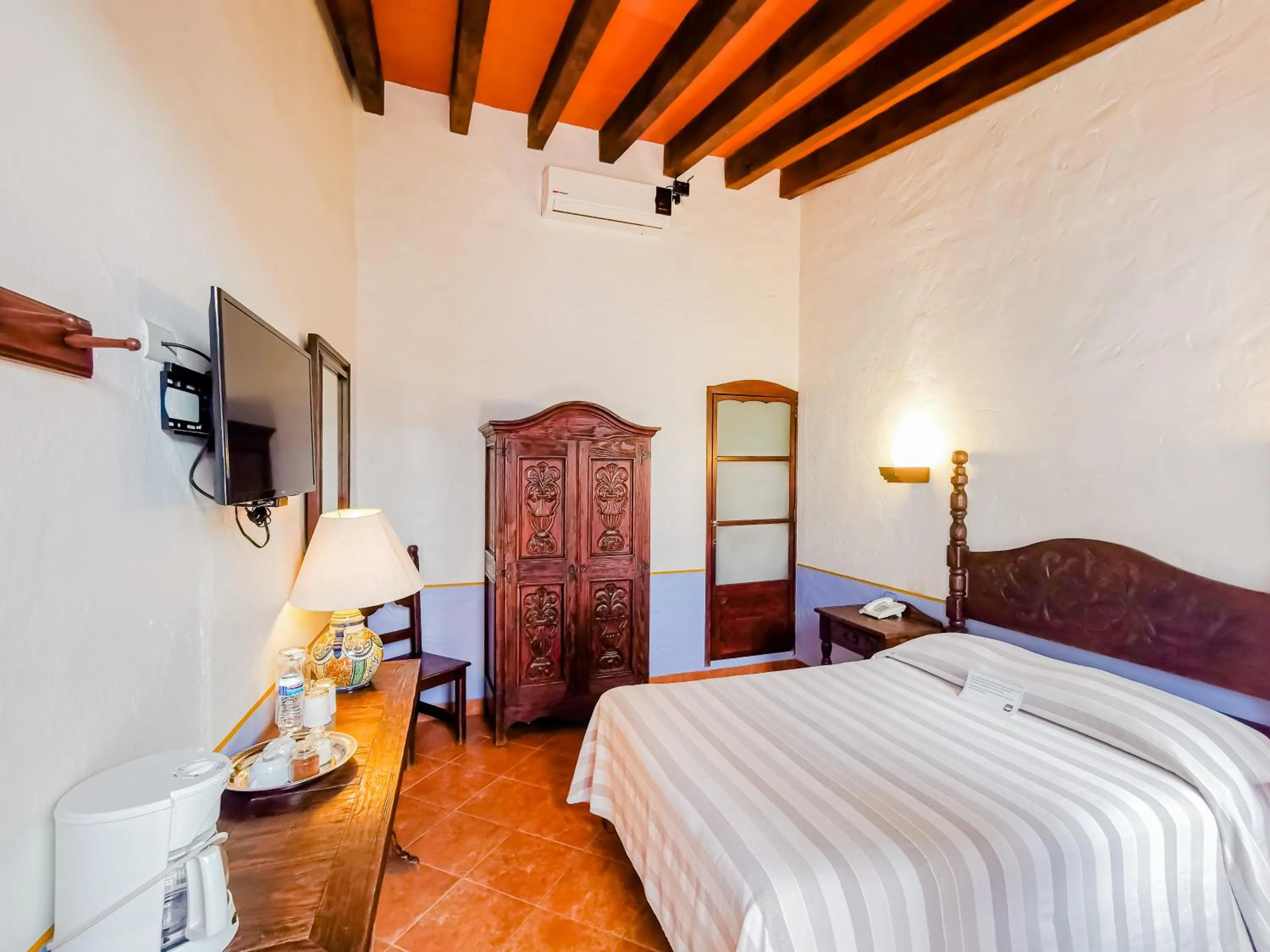 Bed in Meson del Alferez Xalapa