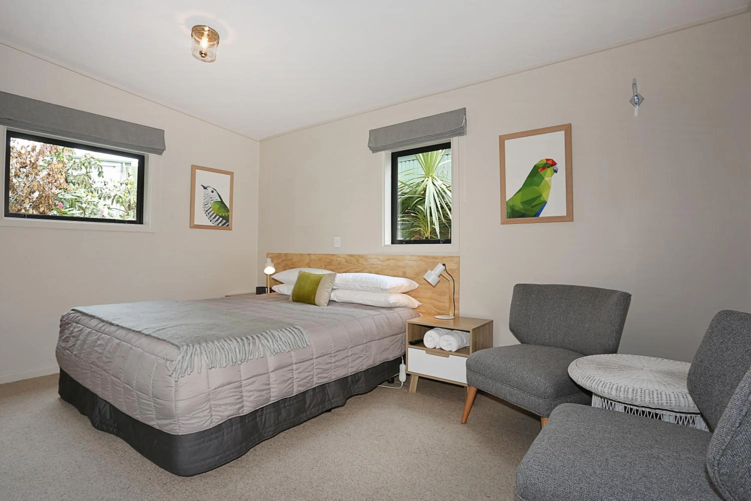 King Room with Private Bathroom in Shakespeare House