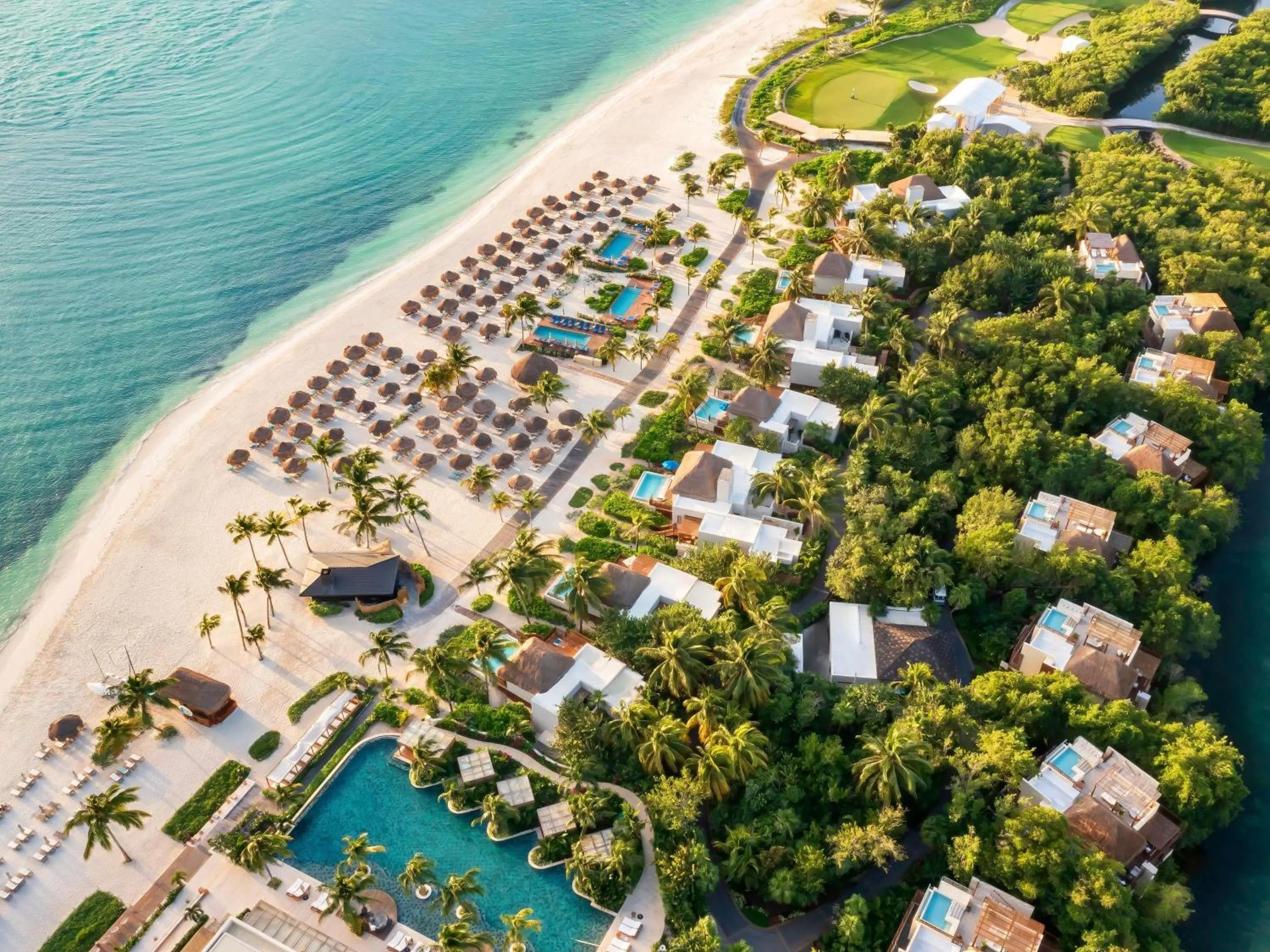 Property building in Fairmont Mayakoba