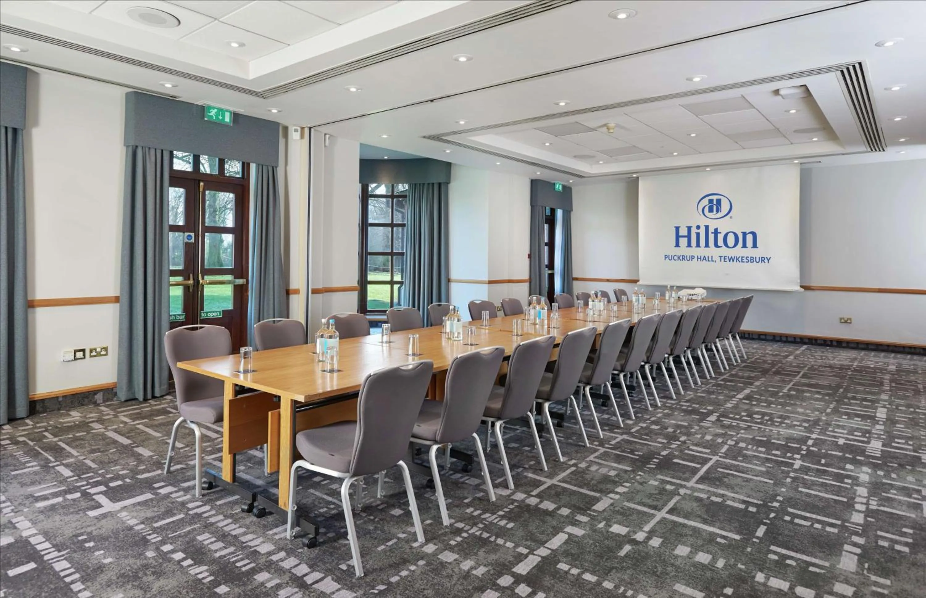 Meeting/conference room in Hilton Puckrup Hall Hotel & Golf Club, Tewkesbury