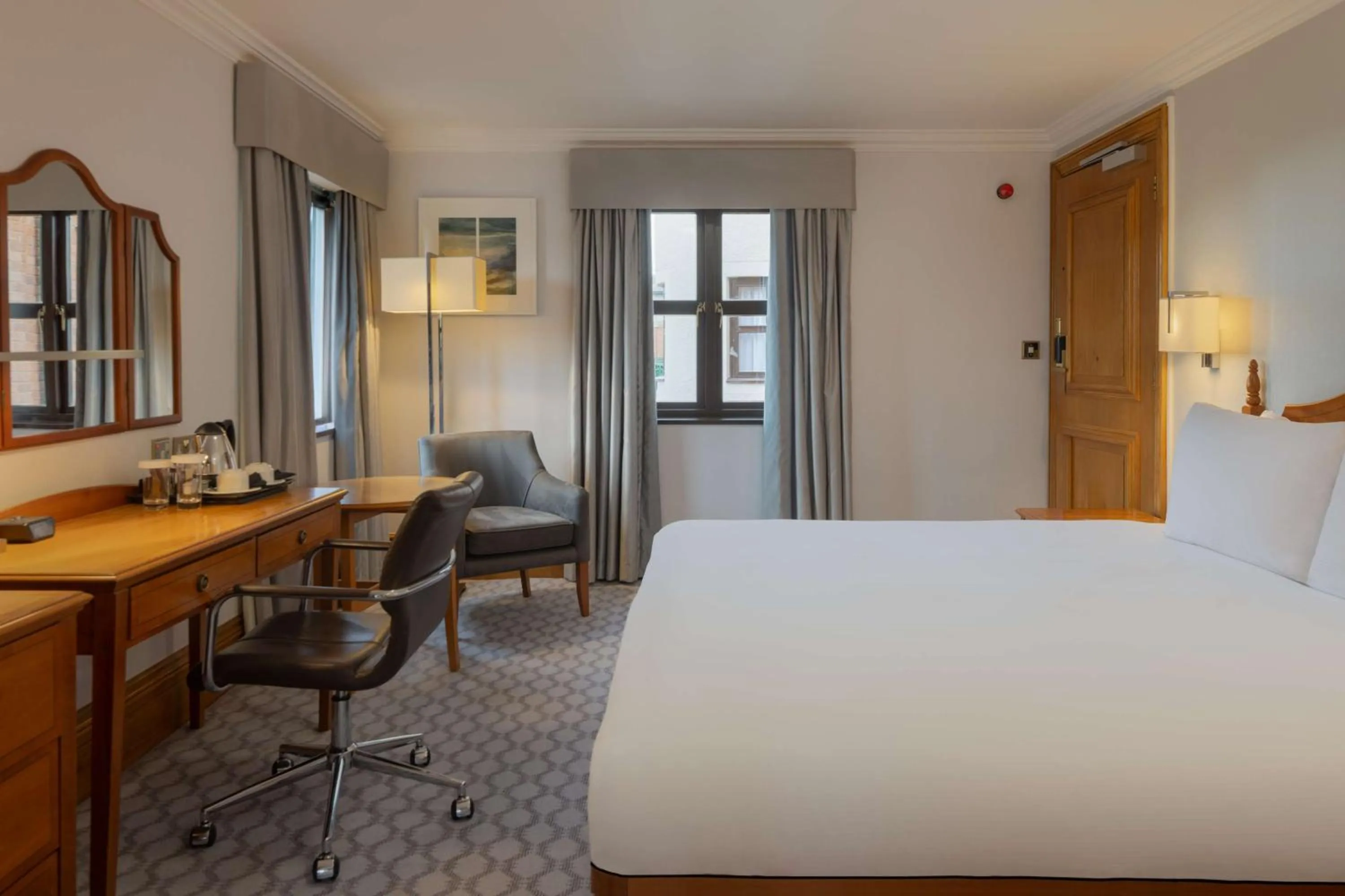 Bed in Hilton Puckrup Hall Hotel & Golf Club, Tewkesbury