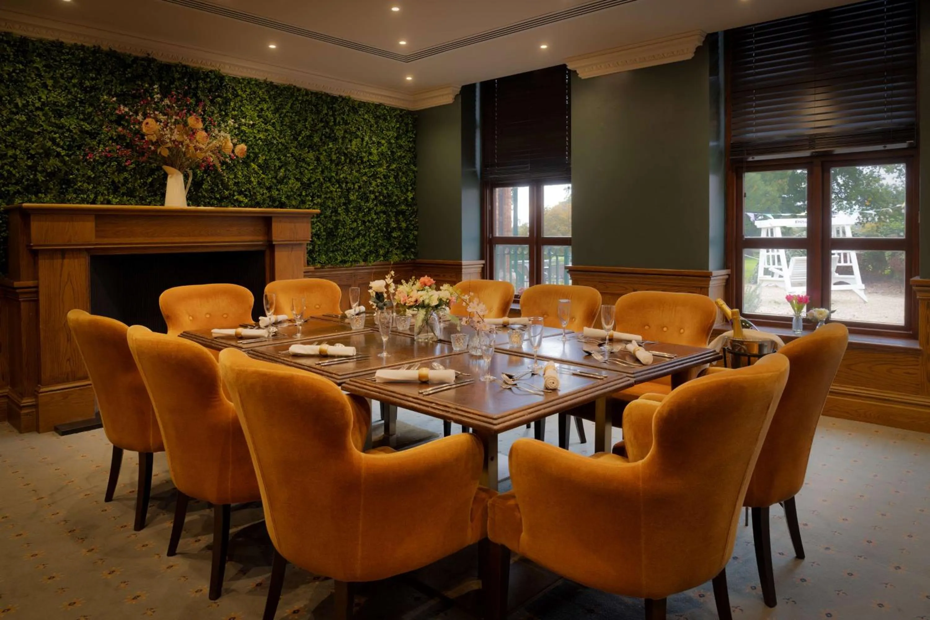 Meeting/conference room in Hilton Puckrup Hall Hotel & Golf Club, Tewkesbury