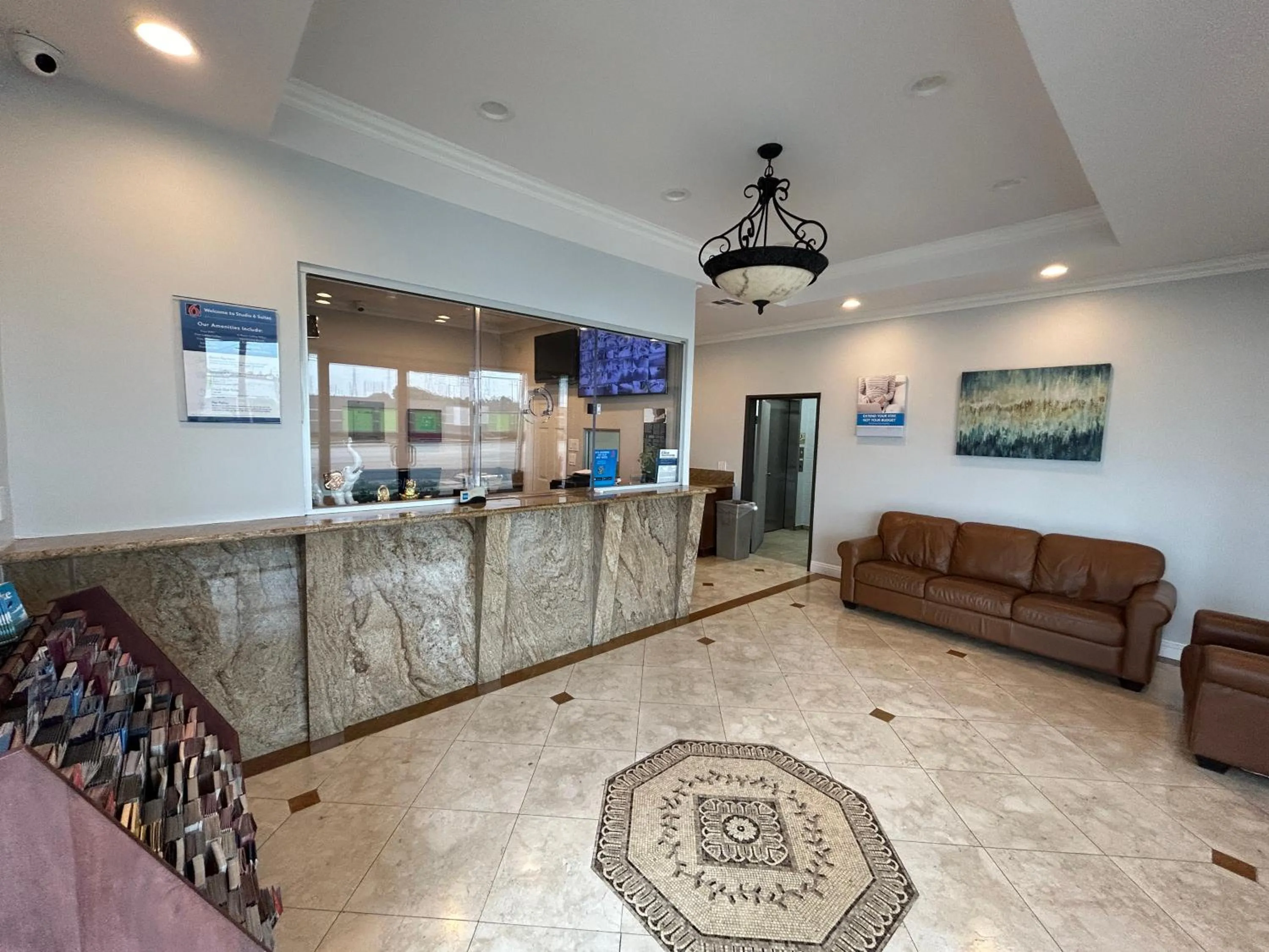 Studio 6 Suites Gardena, CA