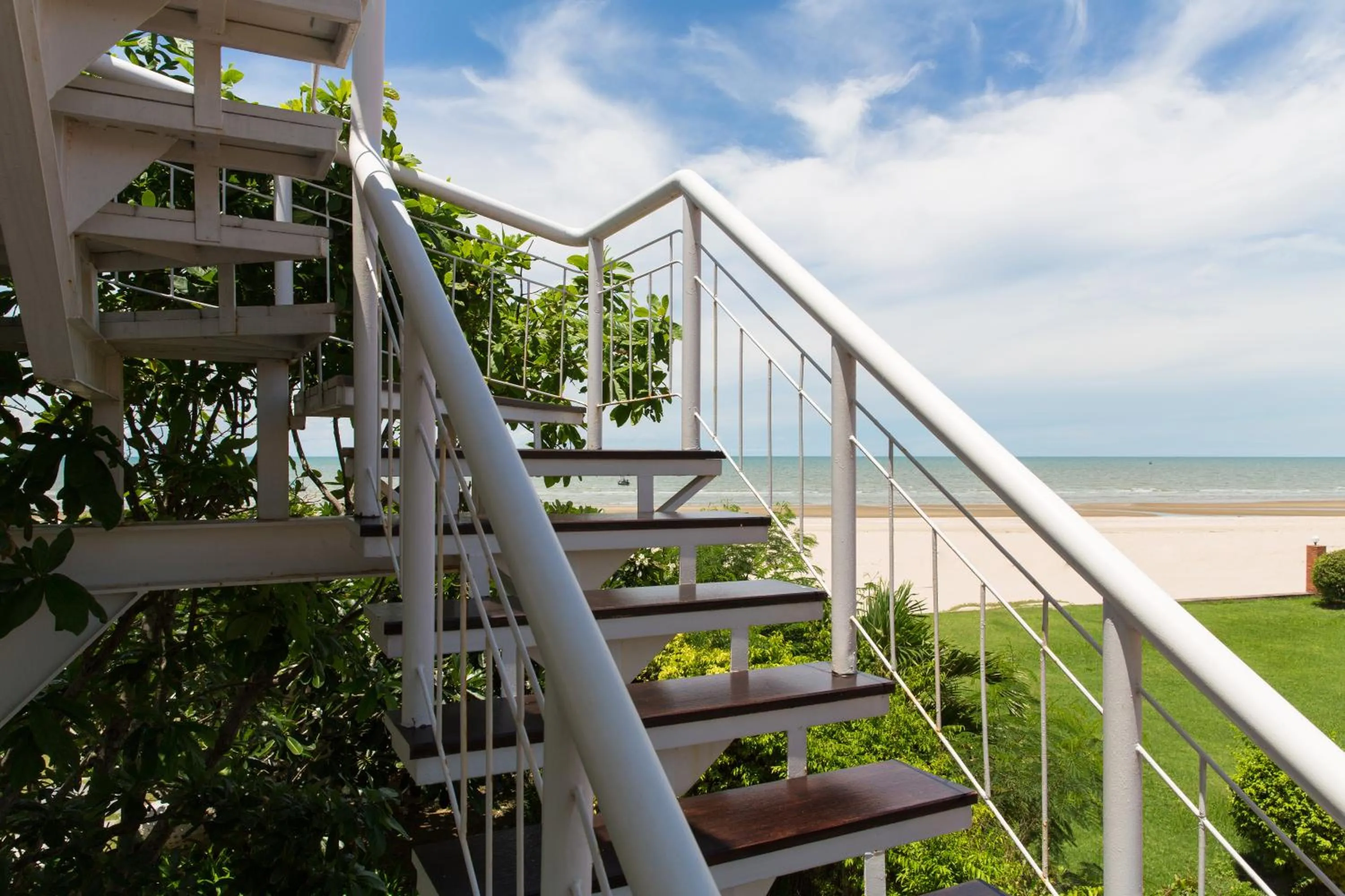 Sea view in Verano Beach Villa