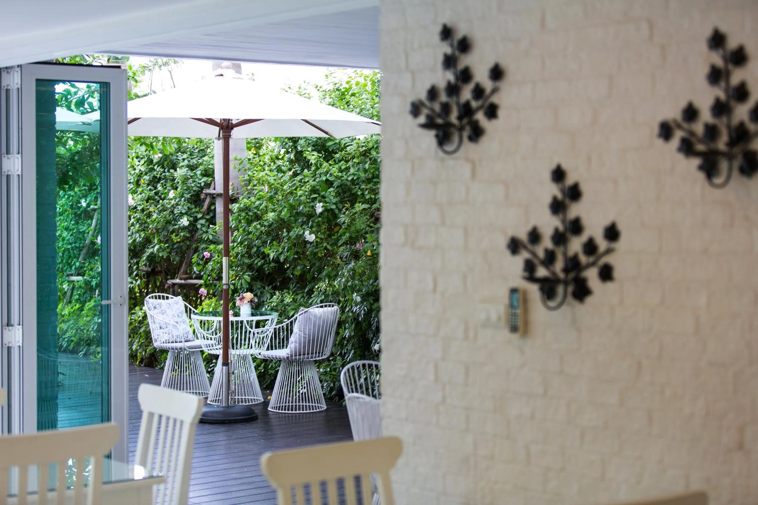 Patio in Verano Beach Villa