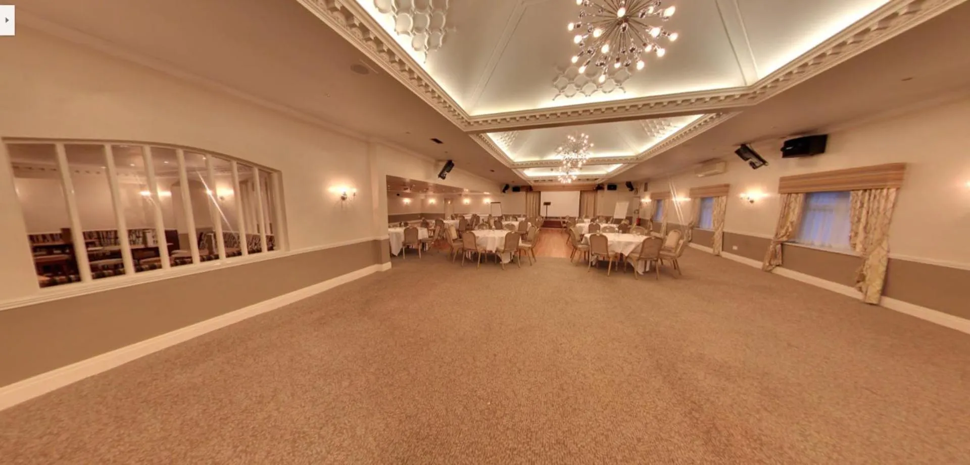 Banquet/Function facilities in Consort Hotel