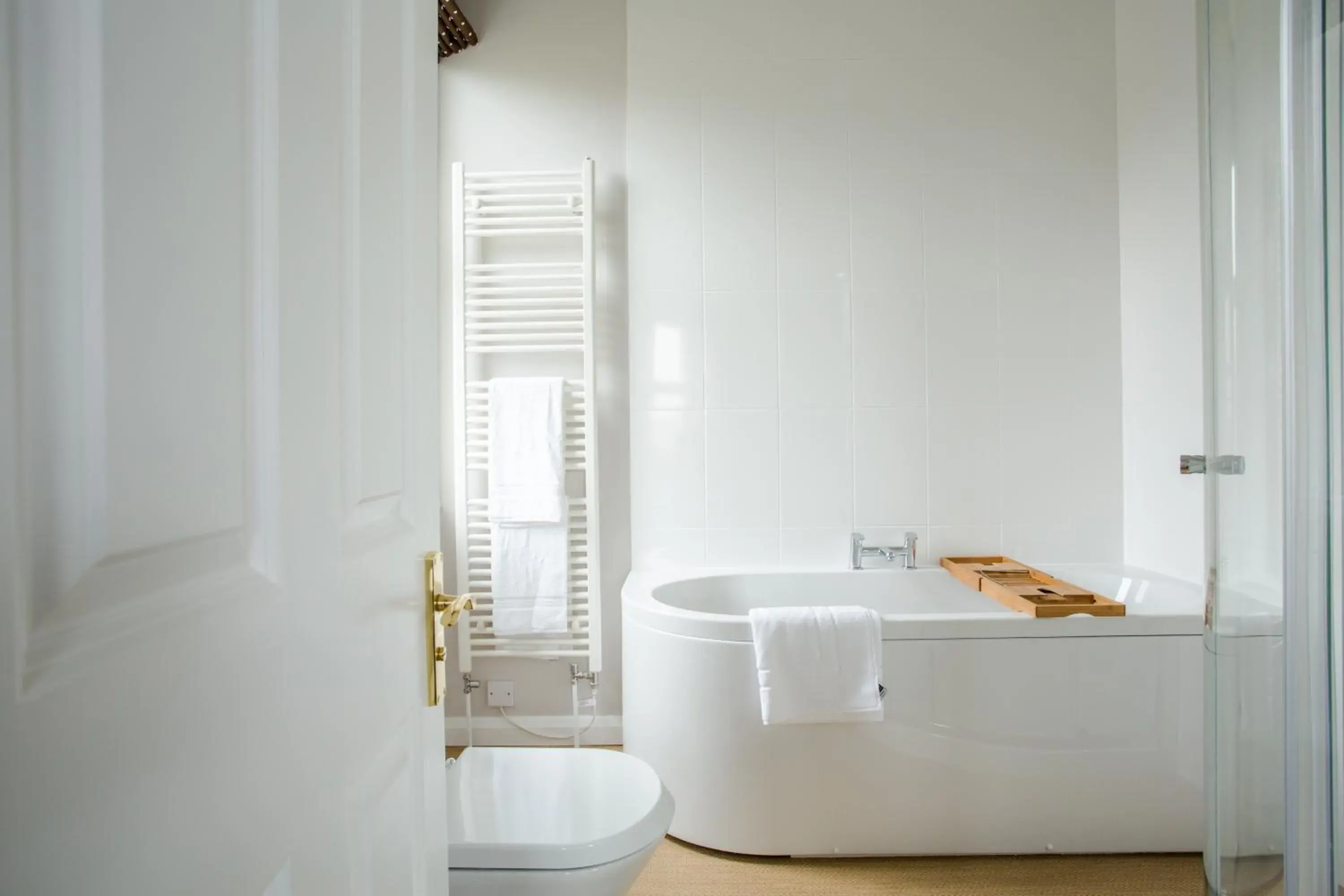 Deluxe City Four Poster Room in Grays Boutique B&B Deluxe City Four Poster Room in Grays Boutique B&B