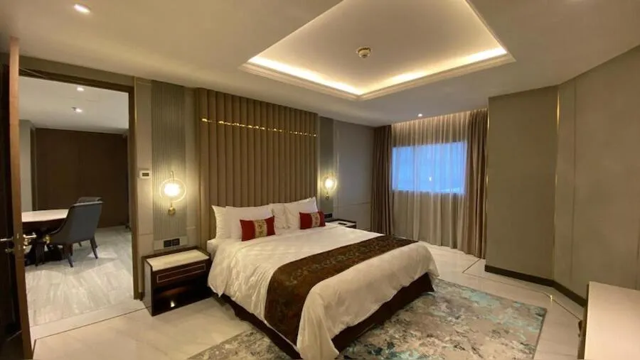 Bed in PO Hotel Semarang
