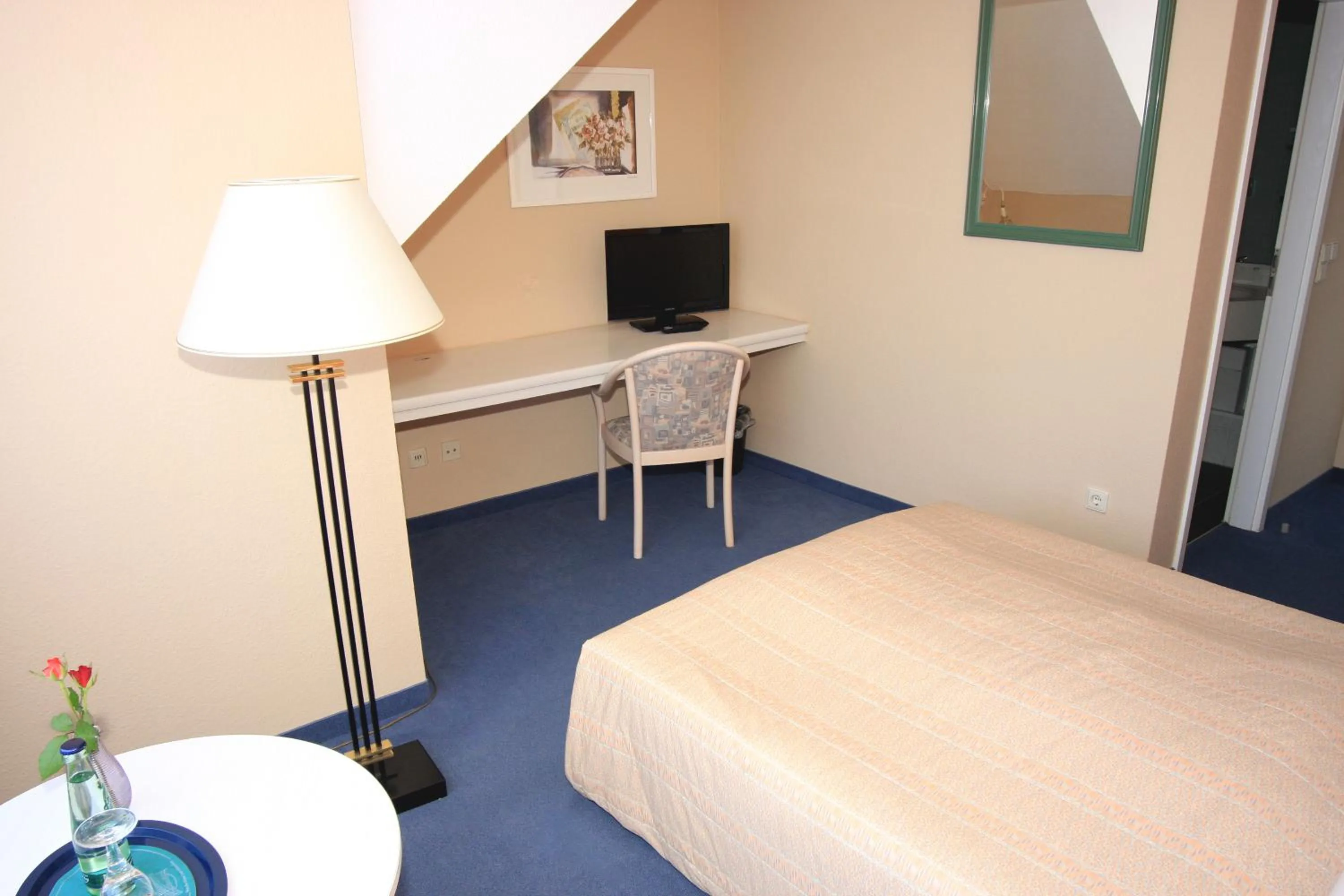 Photo of the whole room, Bed in Ilmenauer Hof