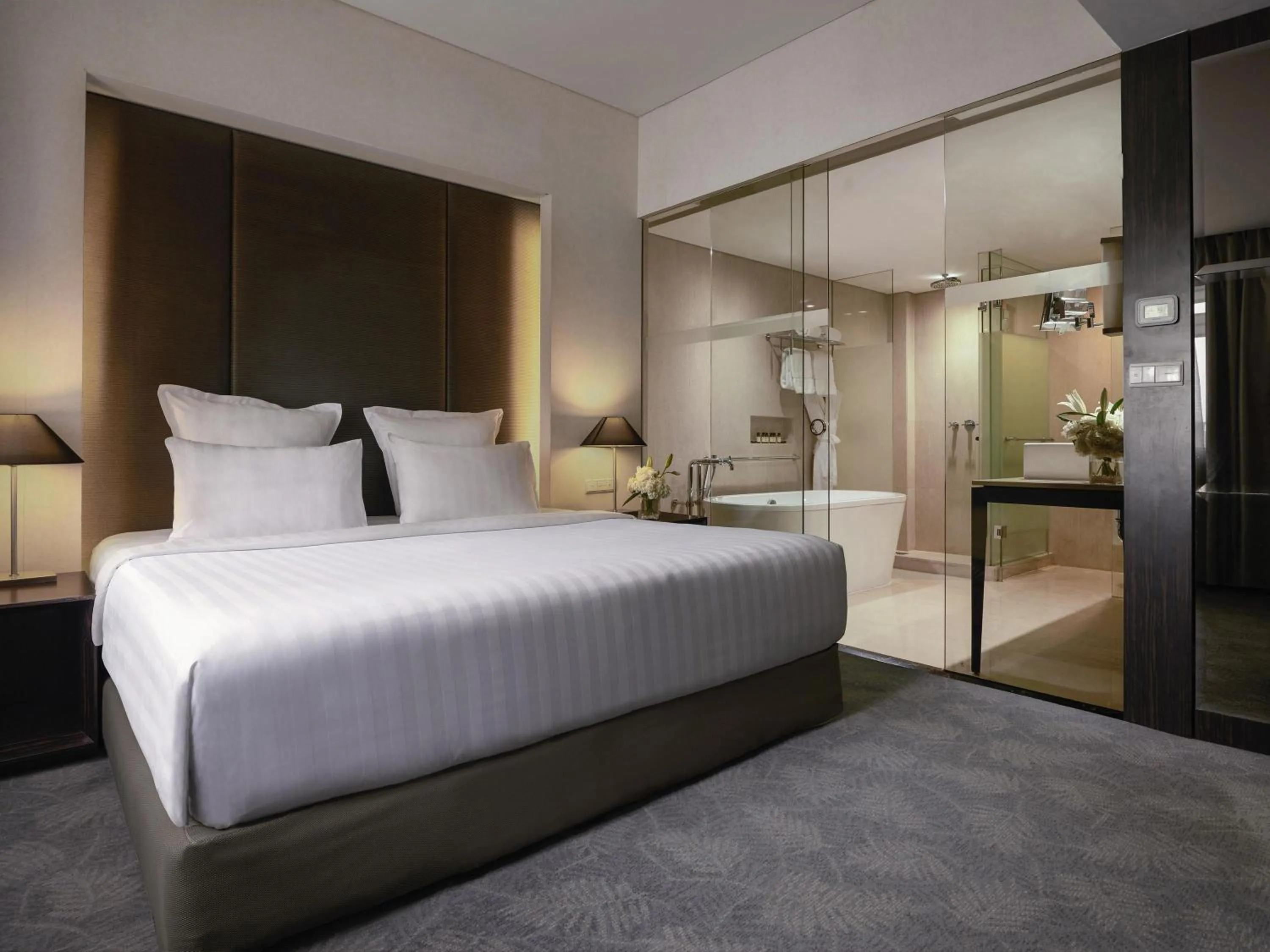 Bedroom, Bed in Pullman Jakarta Indonesia