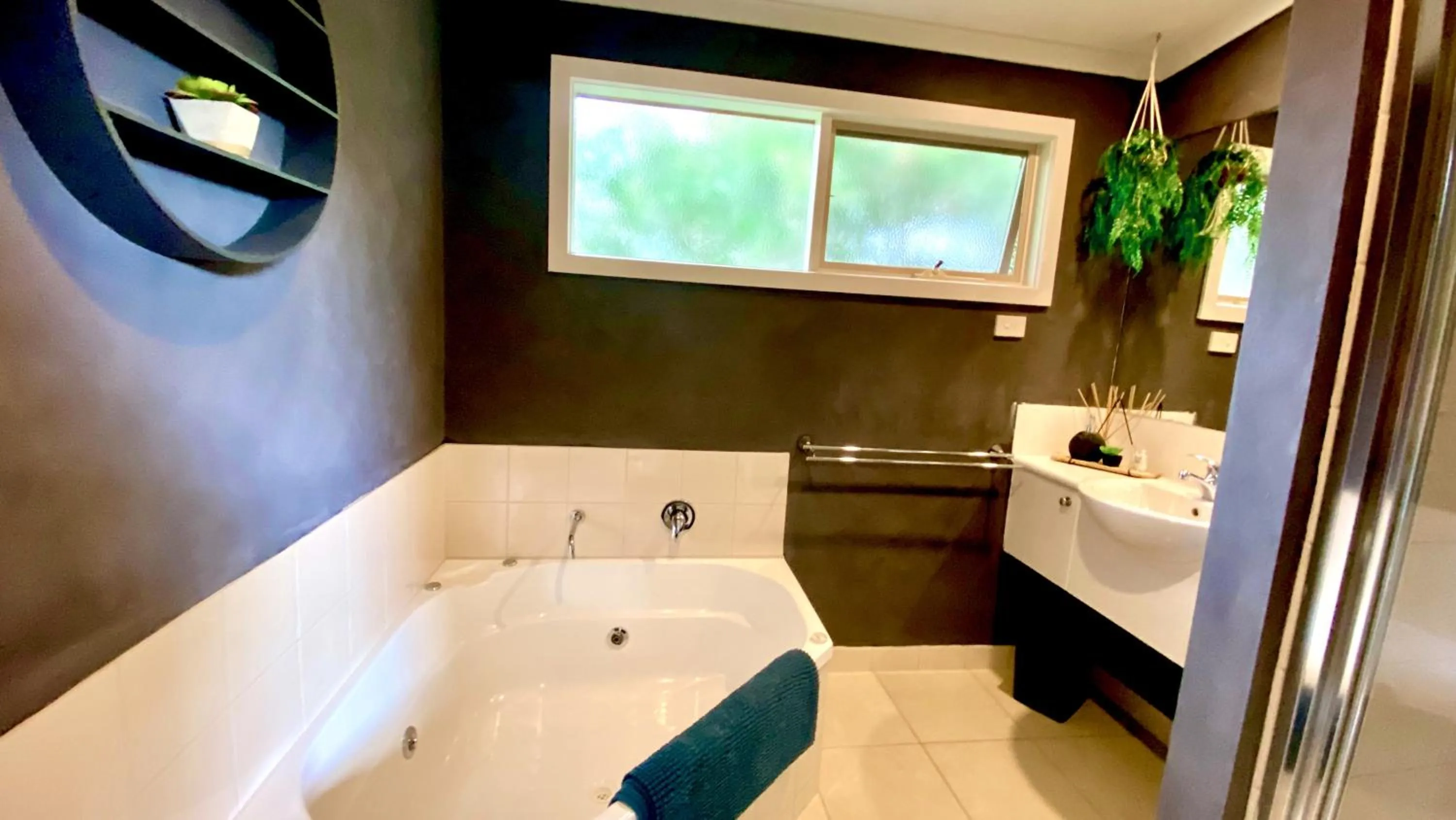 Shower in The Nature Resort Villas