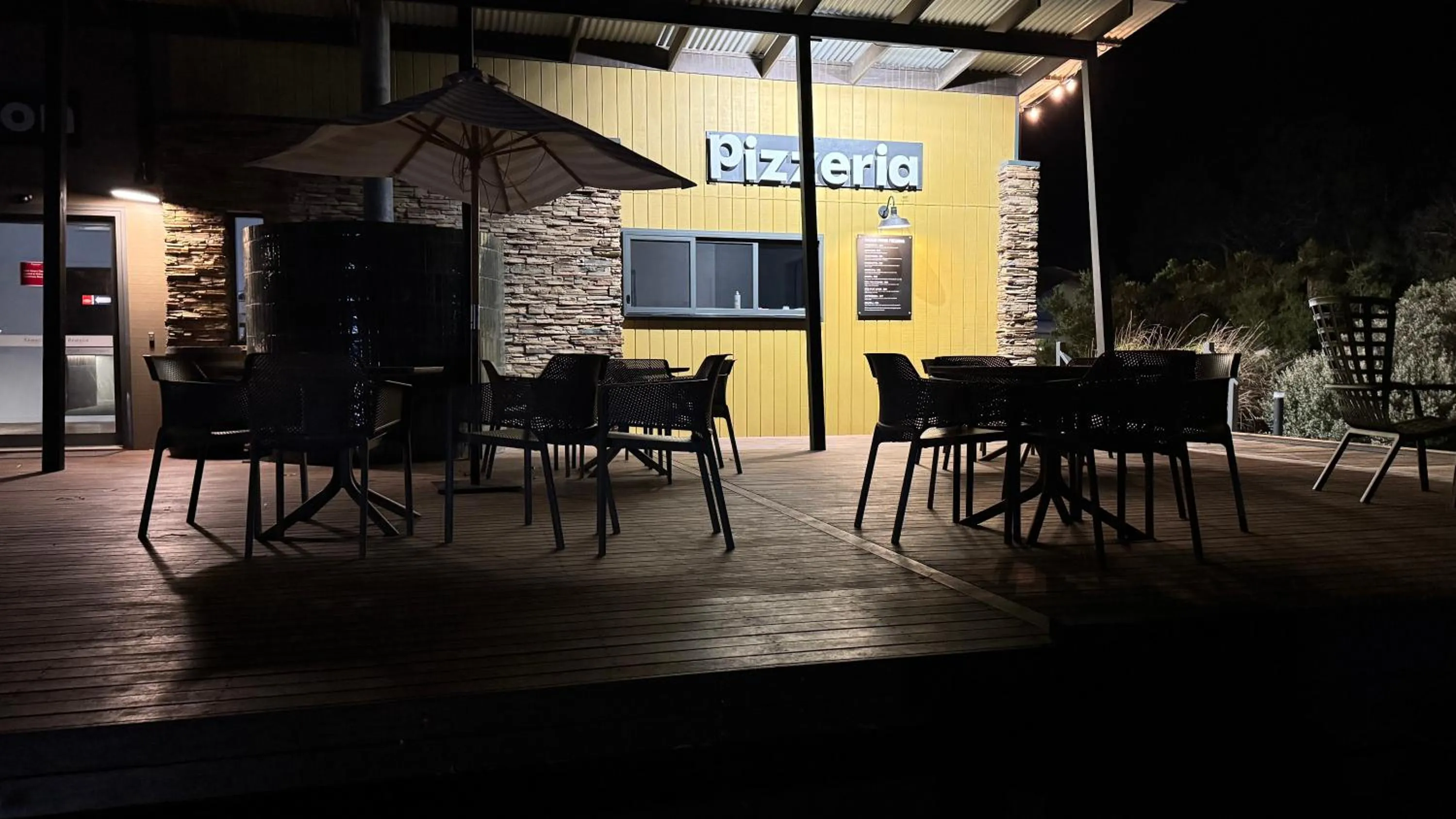 Restaurant/places to eat in The Nature Resort Villas