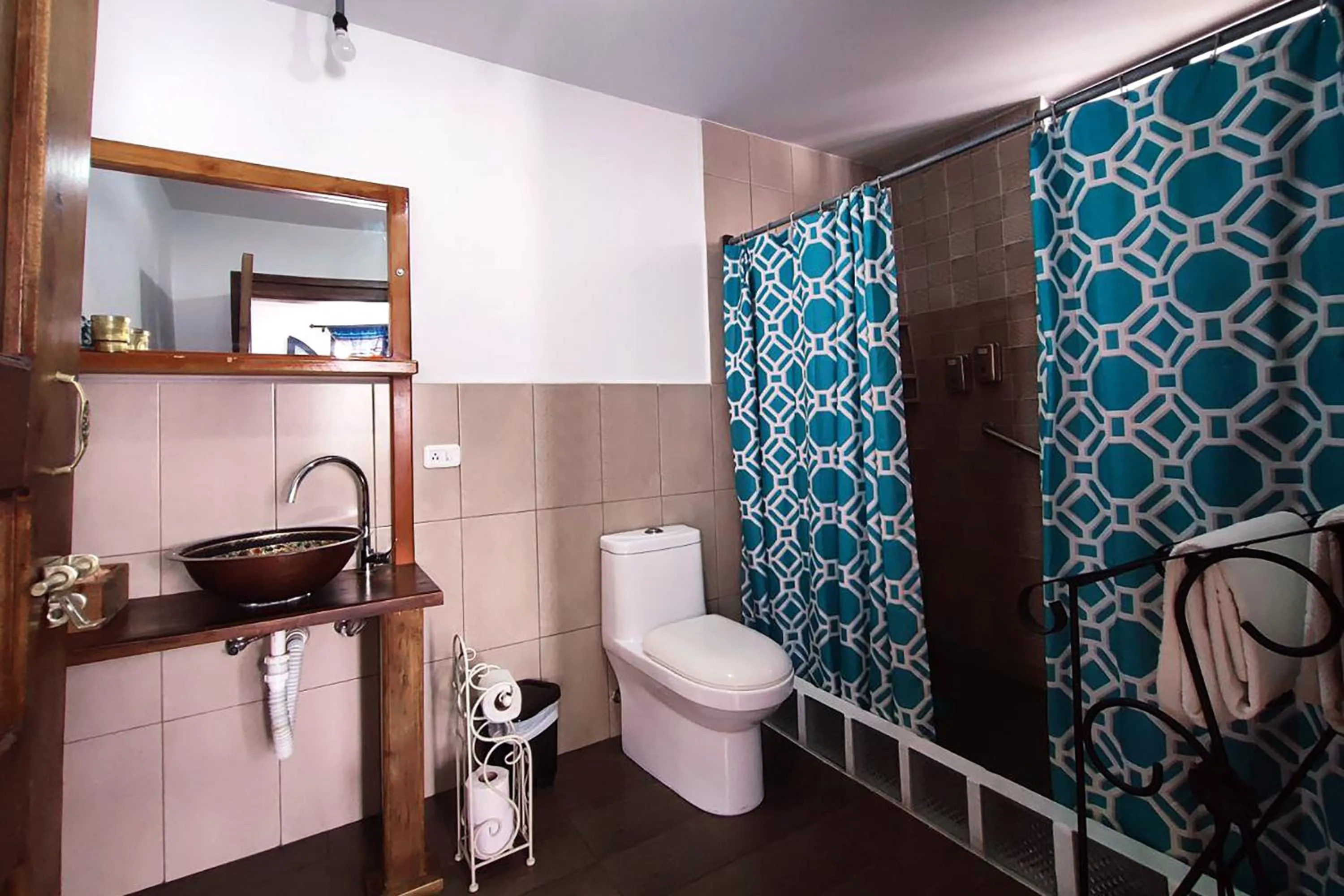 Shower in Hotel Casa Alquimia