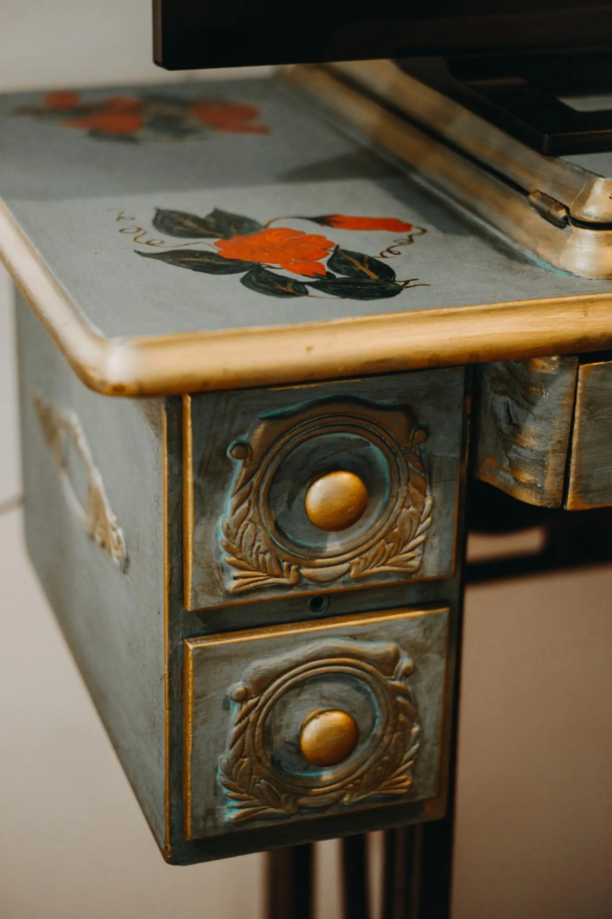 Decorative detail in Hotel Casa Alquimia