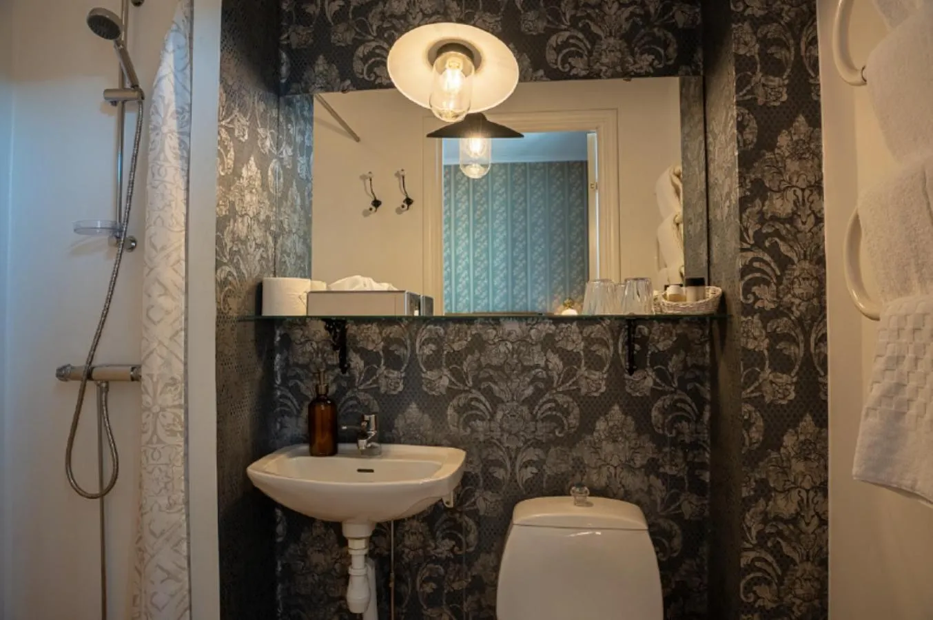 Bathroom in Grand Hotel Lysekil