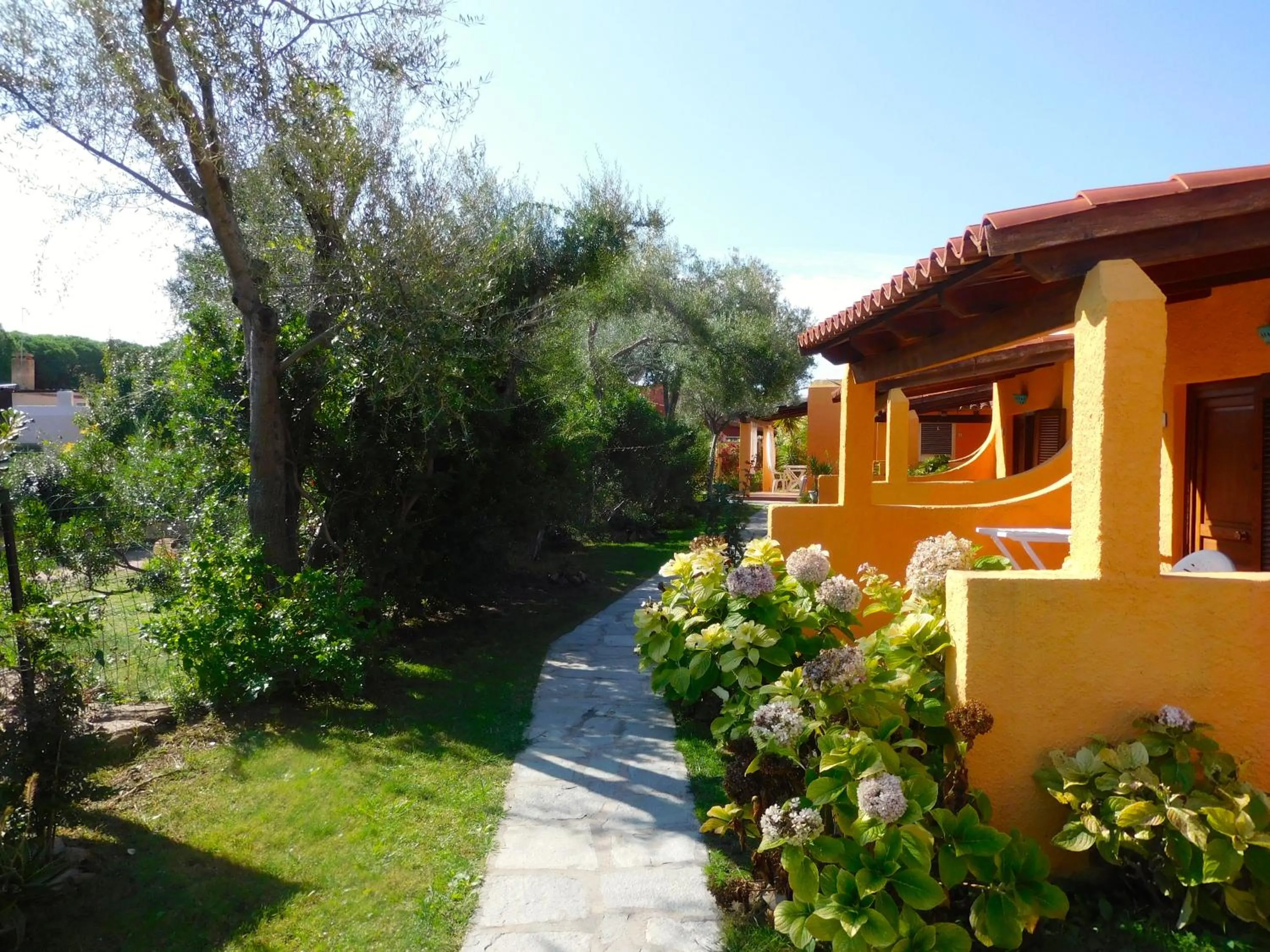 Garden view in Residence La Pineta