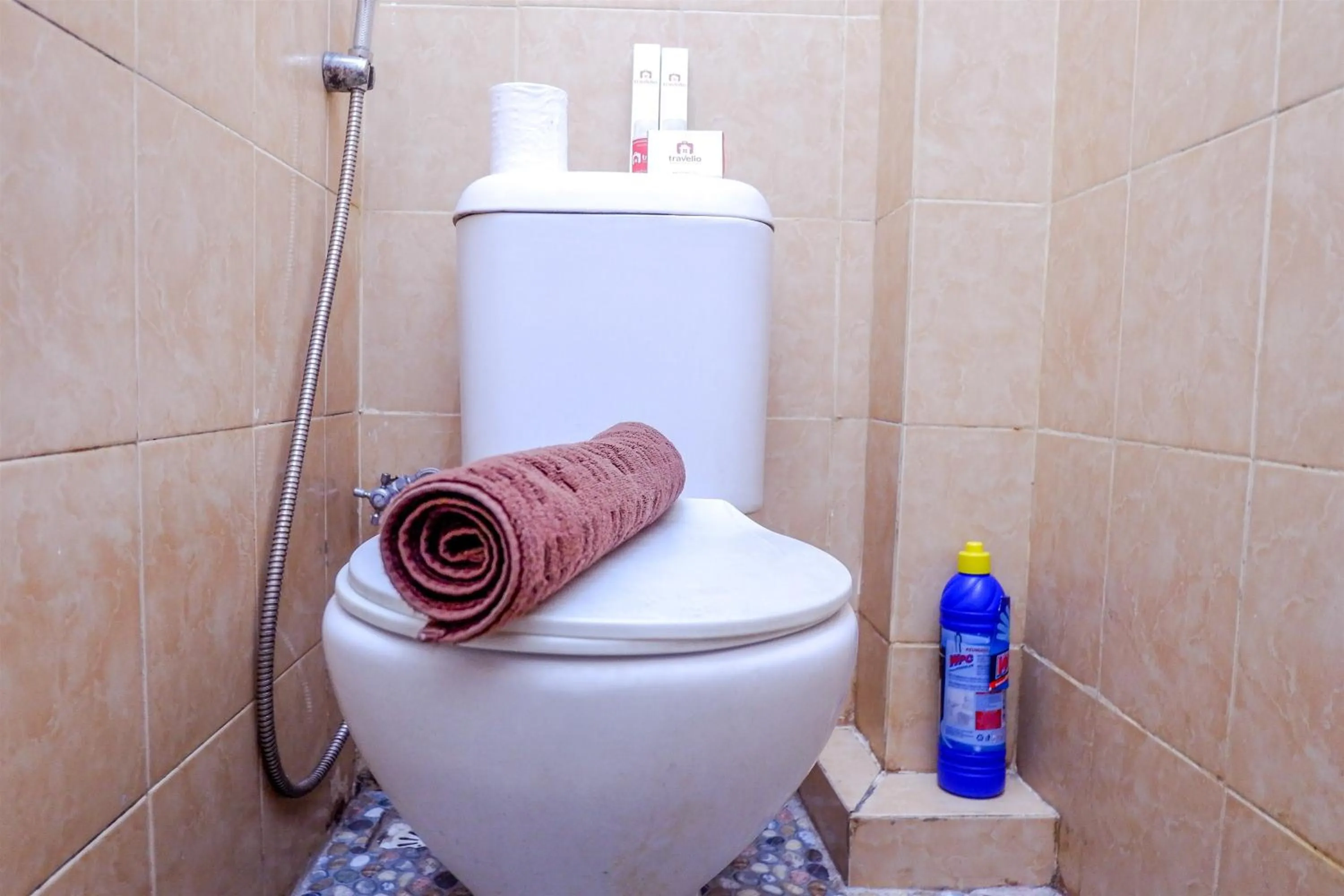 Strategic 2BR Menteng Square Apartment By Travelio