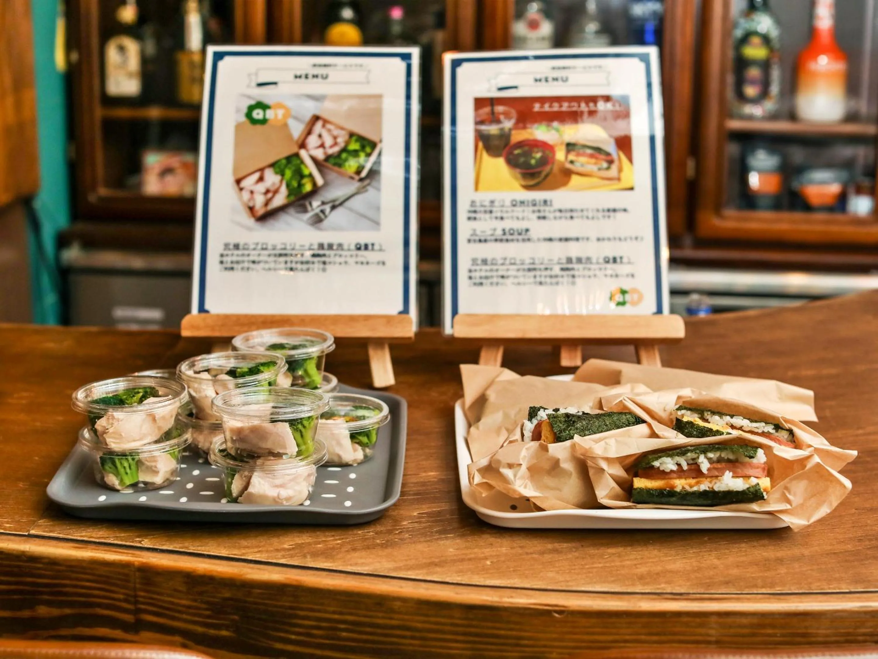 Breakfast in Hotel 385