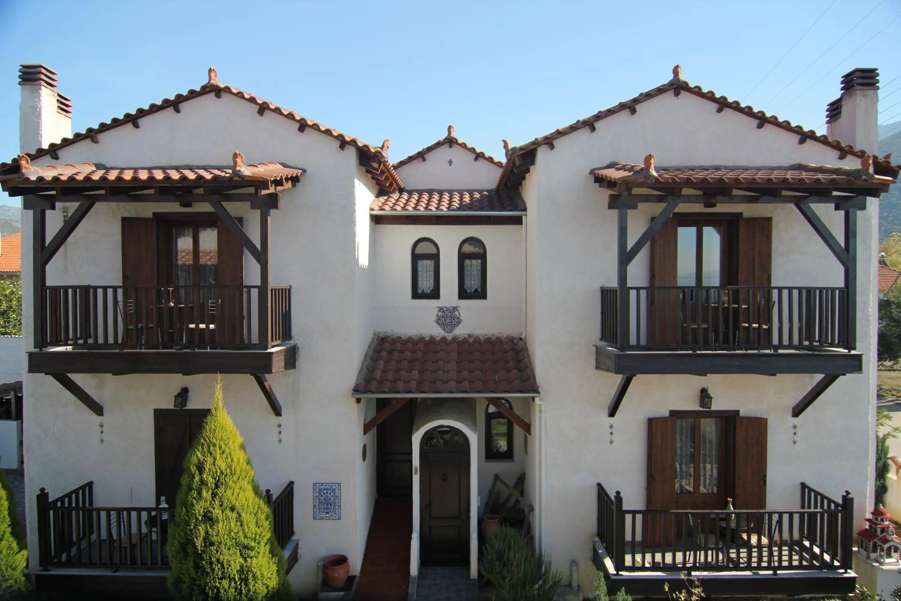 Property building in Chateaux Constantin Agistro