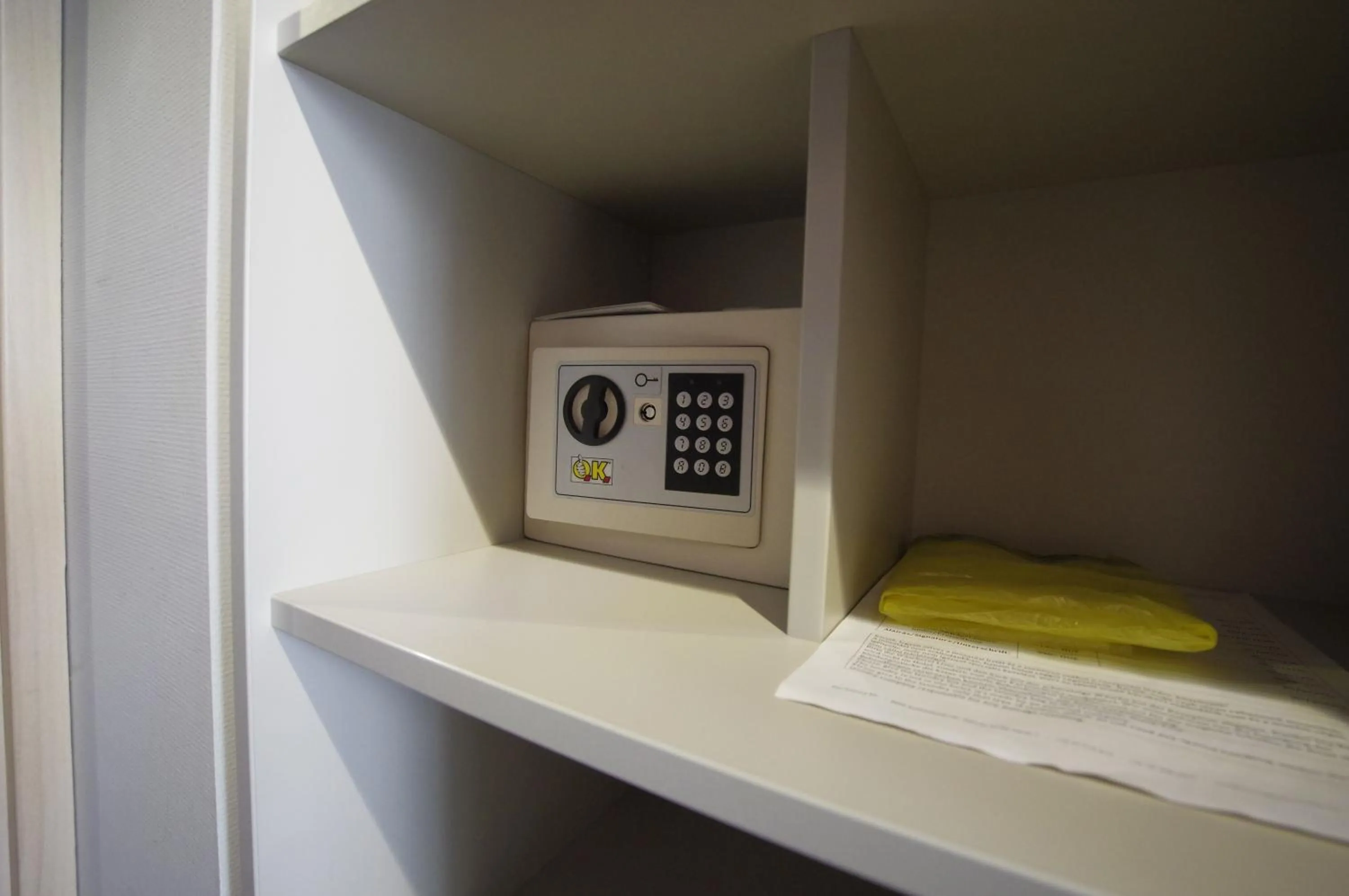 safe in Szent Gellért Hotel