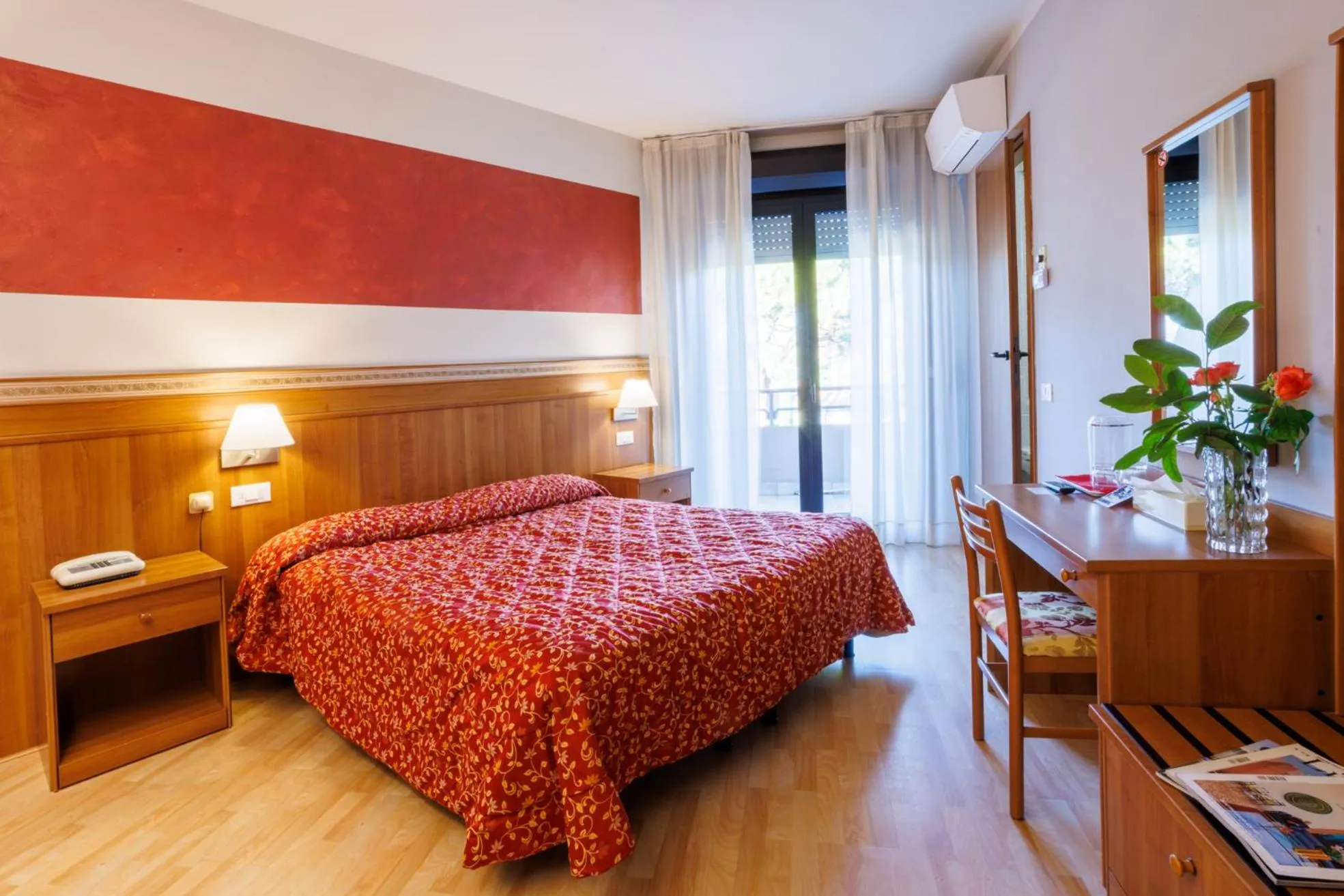 Bed in Hotel La Bussola