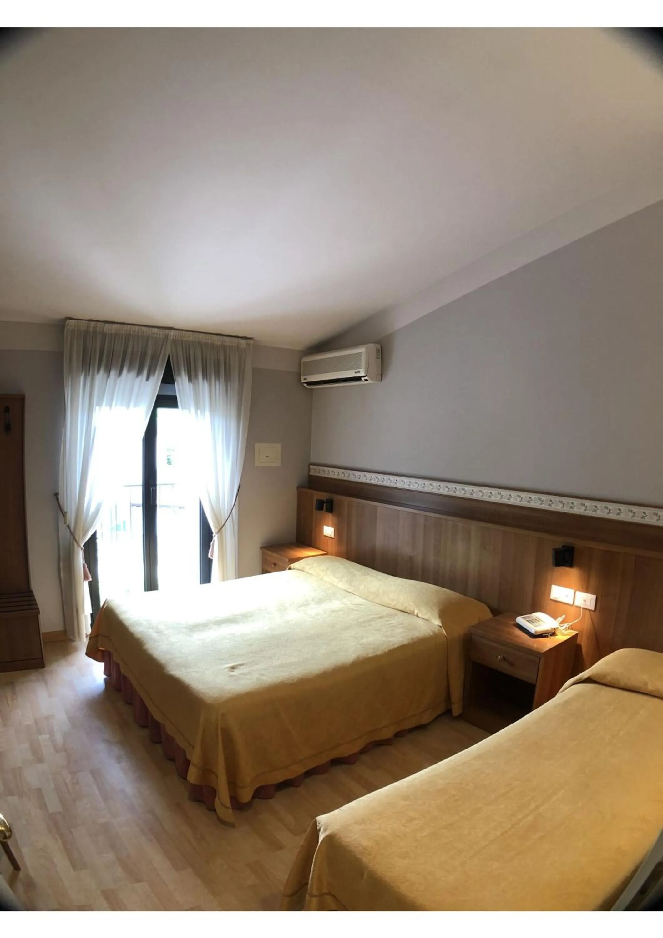 Bed in Hotel La Bussola