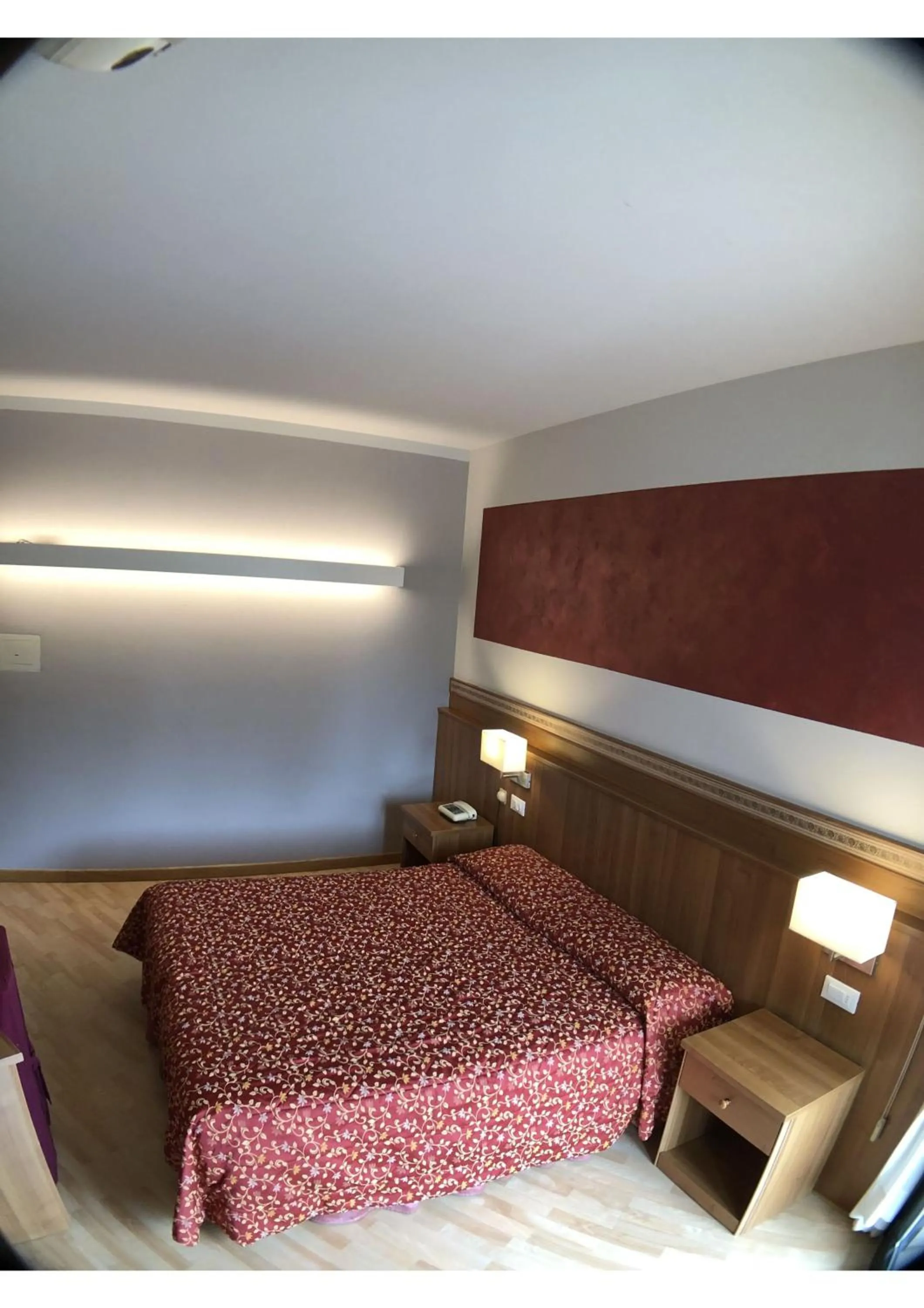 Bed in Hotel La Bussola